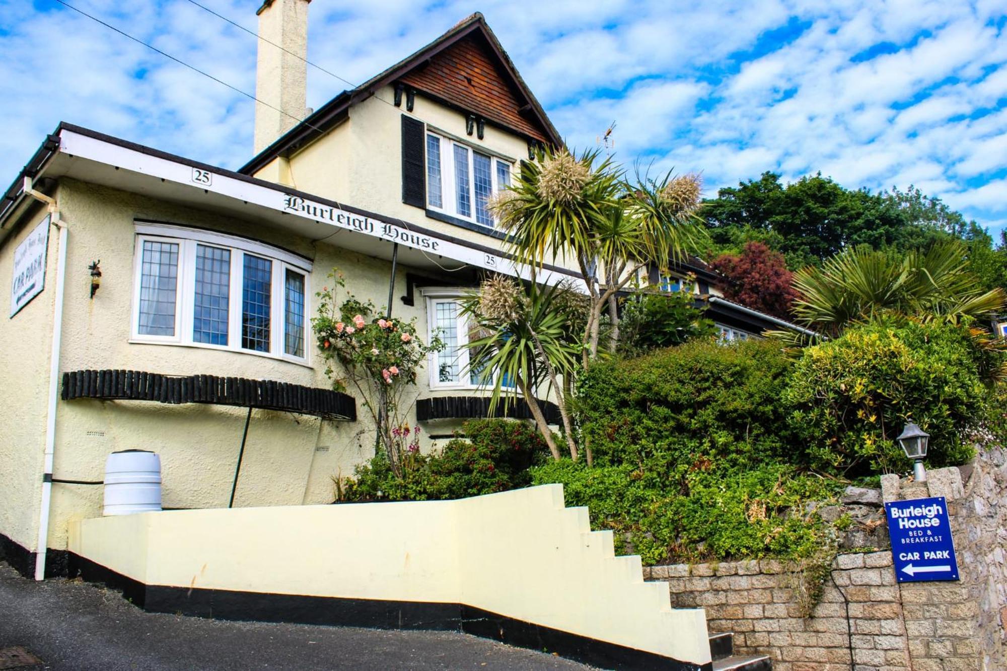 6 Central Hotels Close to Teignmouth and Shaldon Museum