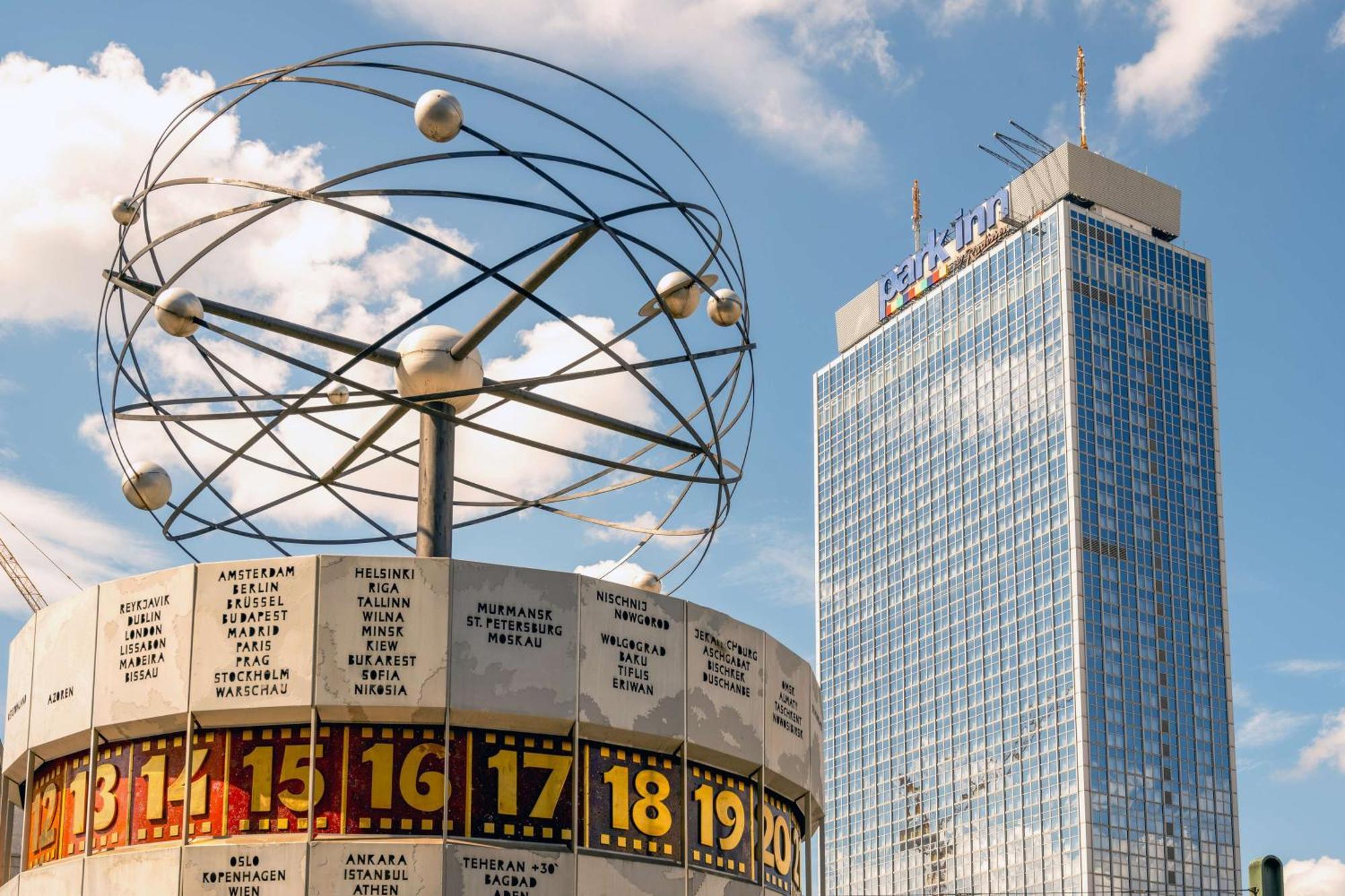 3 Smart Romantic Hotels In Berlin City Centre Worth Booking