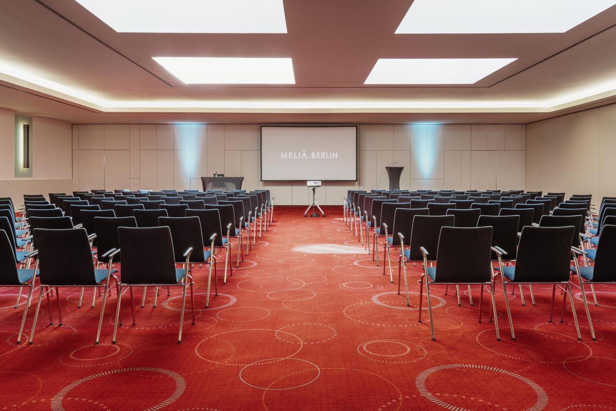 Staying In Berlin City Centre: 2 Resort Hotels Compared