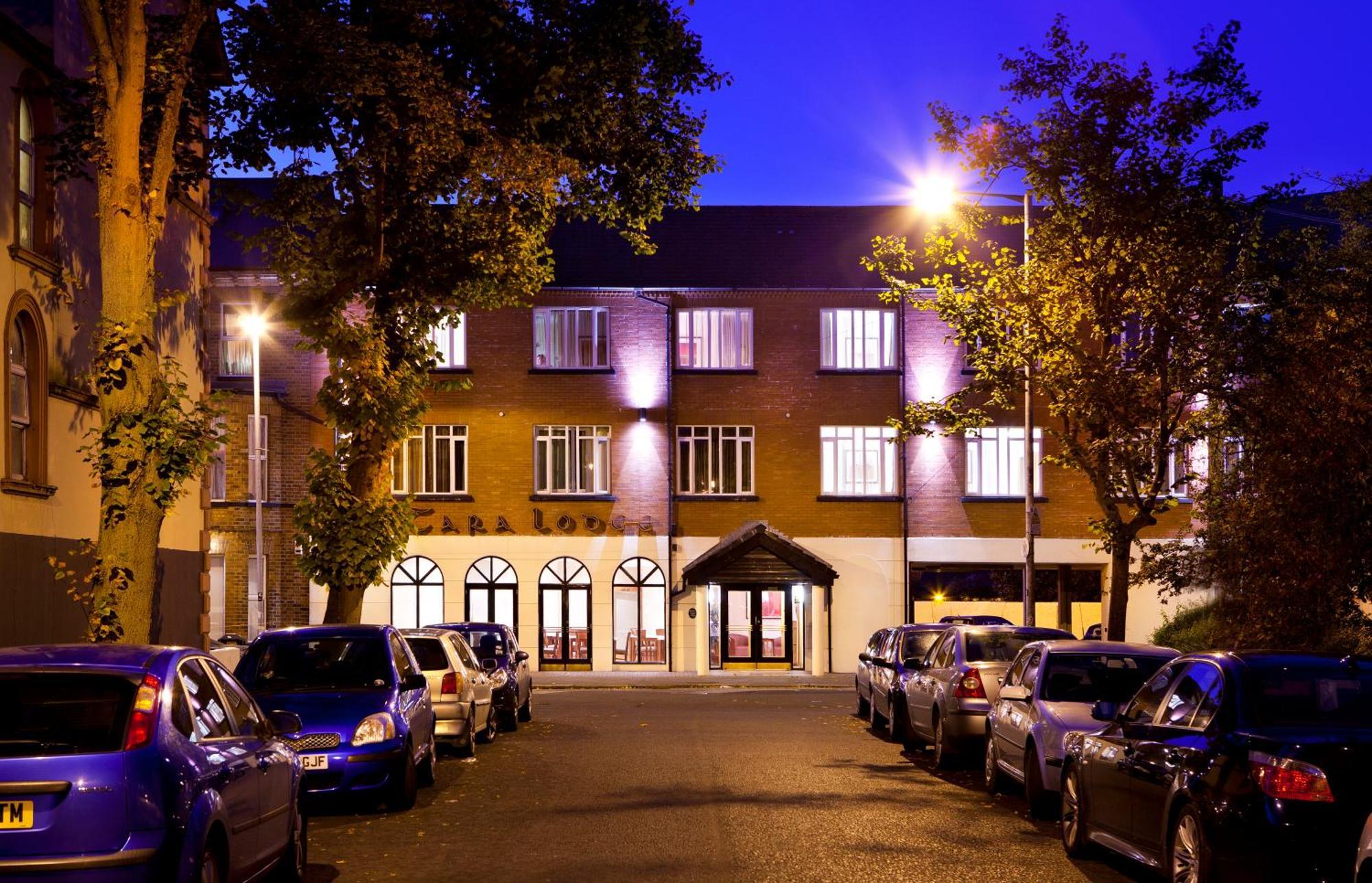 4 Central Belfast Hotels Near Big Fish Worth Booking