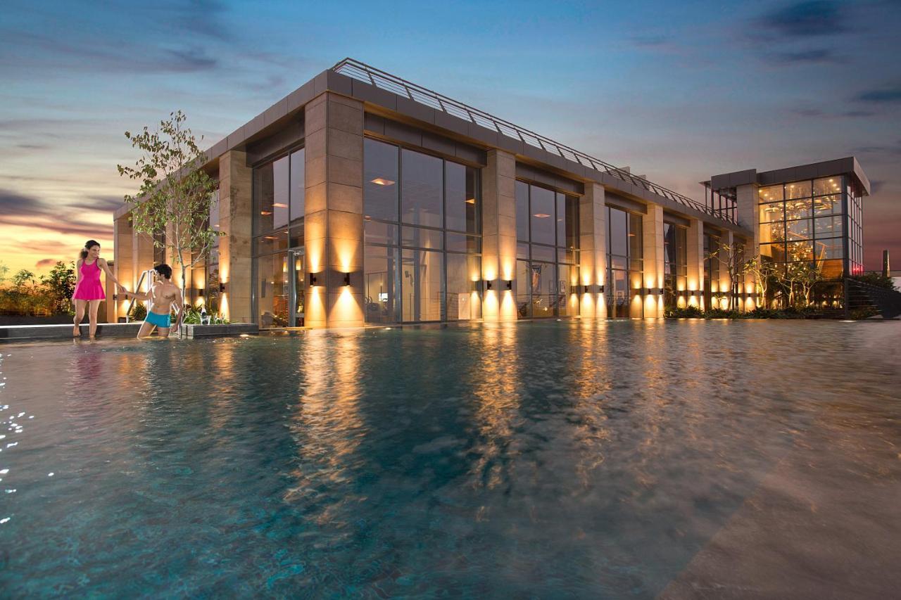 7 Hotels In Kolkata That Deserve Your Attention