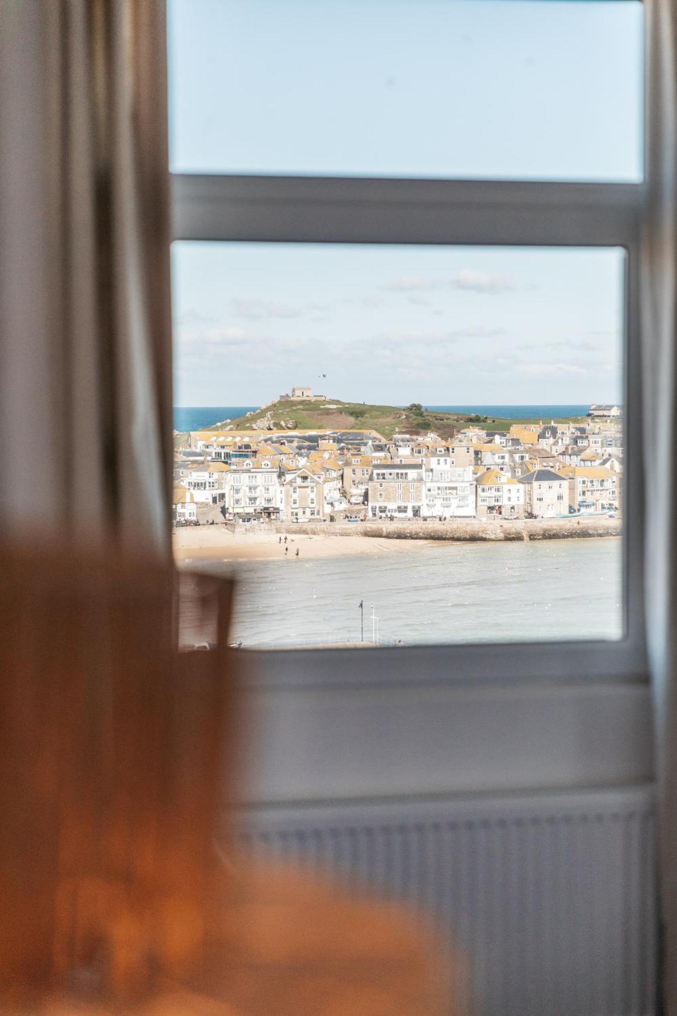 5 Central St Ives Hotels for Easy Beach & Harbour Access