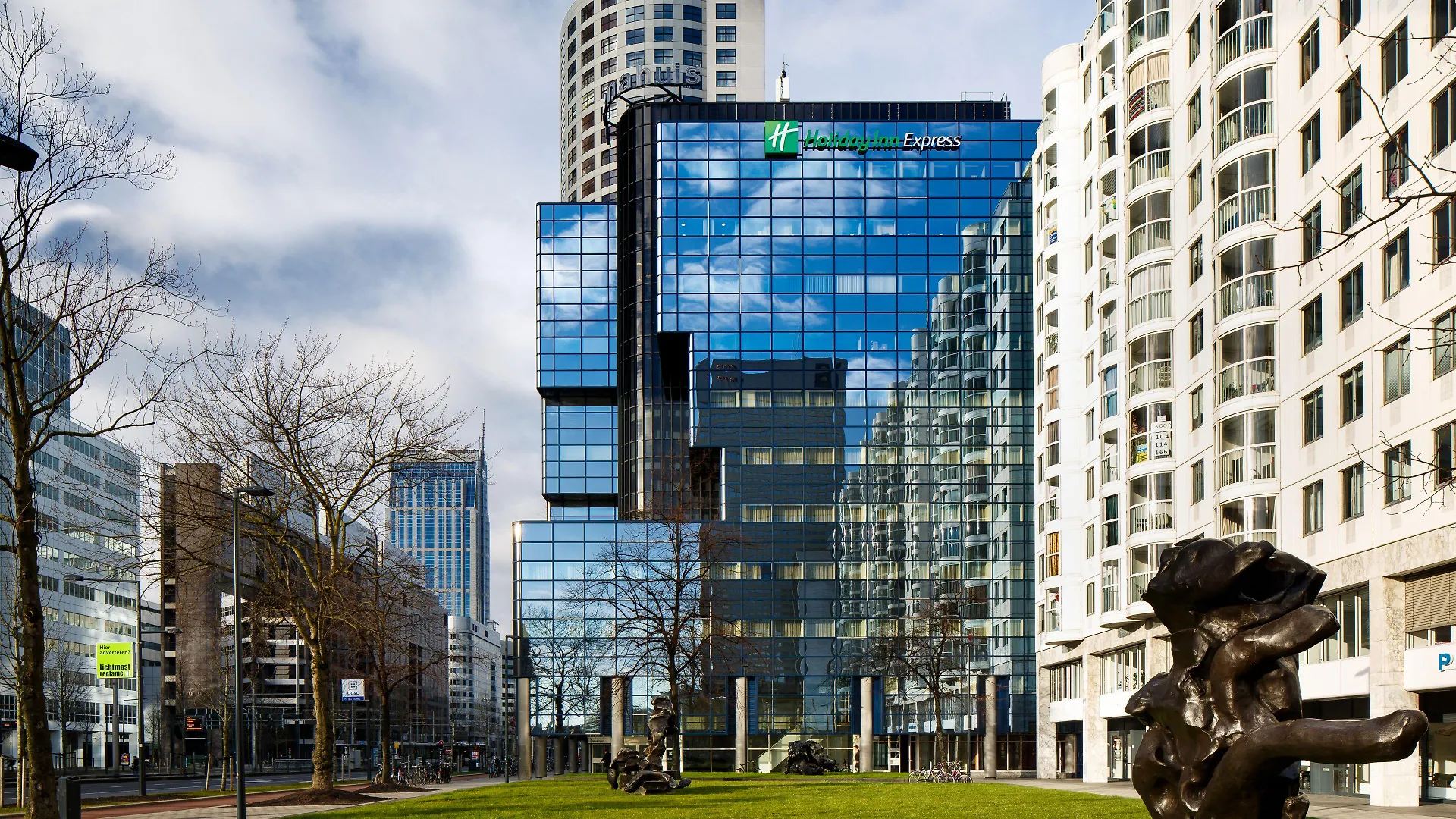 4 Business Hotels In Rotterdam That Stand Out