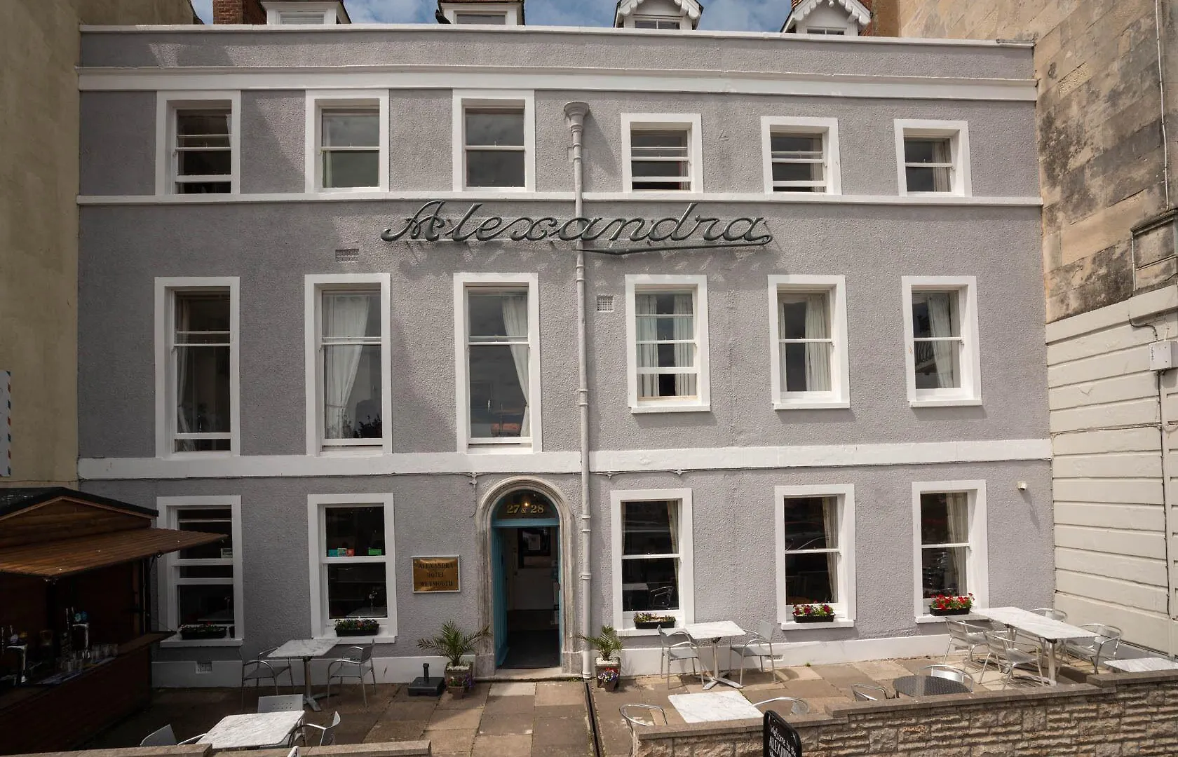 3 Central Hotels Near Weymouth Sea Life Centre Worth Booking