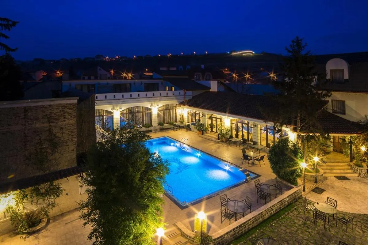 3 Airport Hotels Near Aquapark Nymphaea for Easy Oradea Access