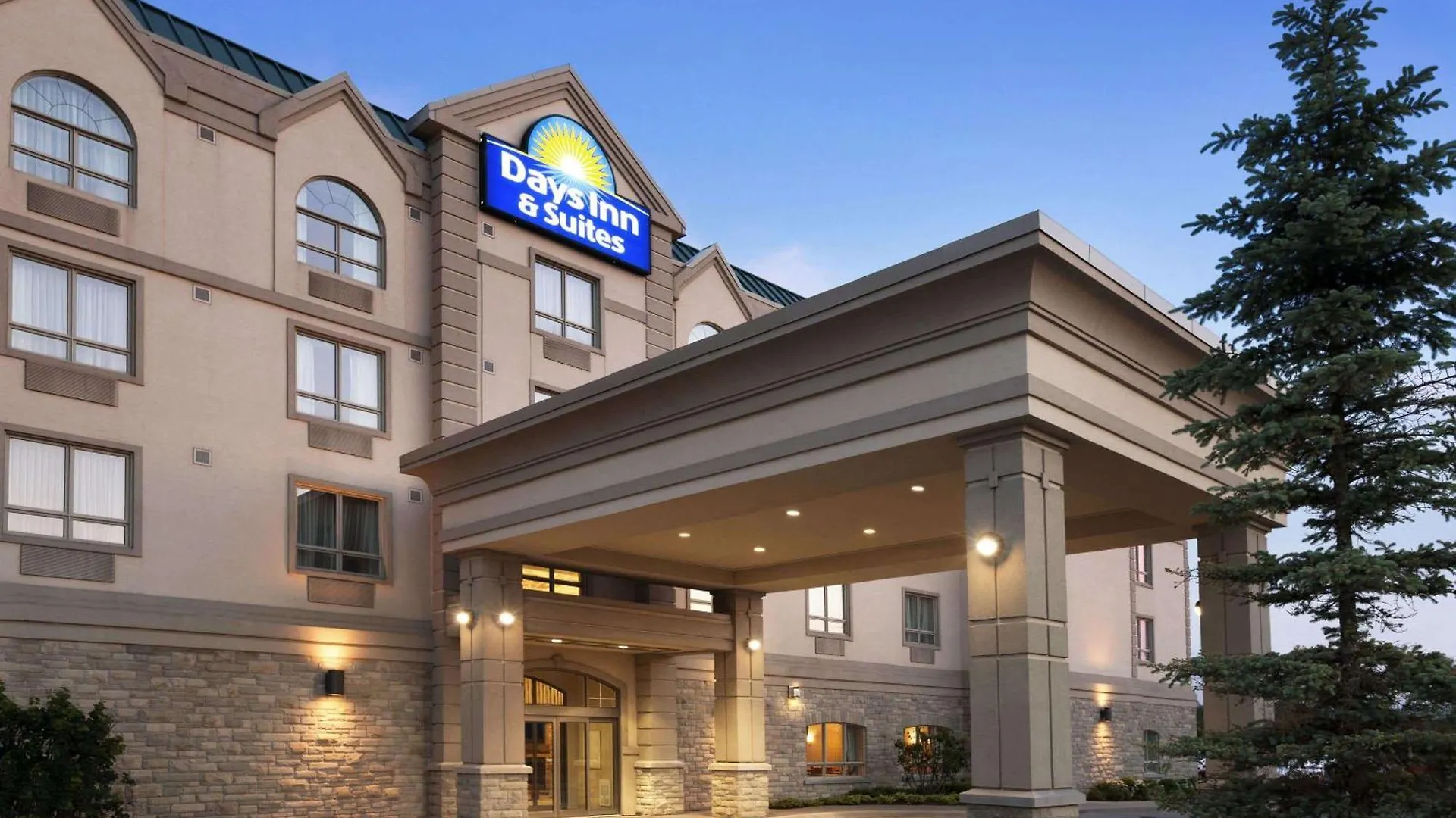 5 Resort Hotels Near Plunge Aquatic Centre for Easy Collingwood Access