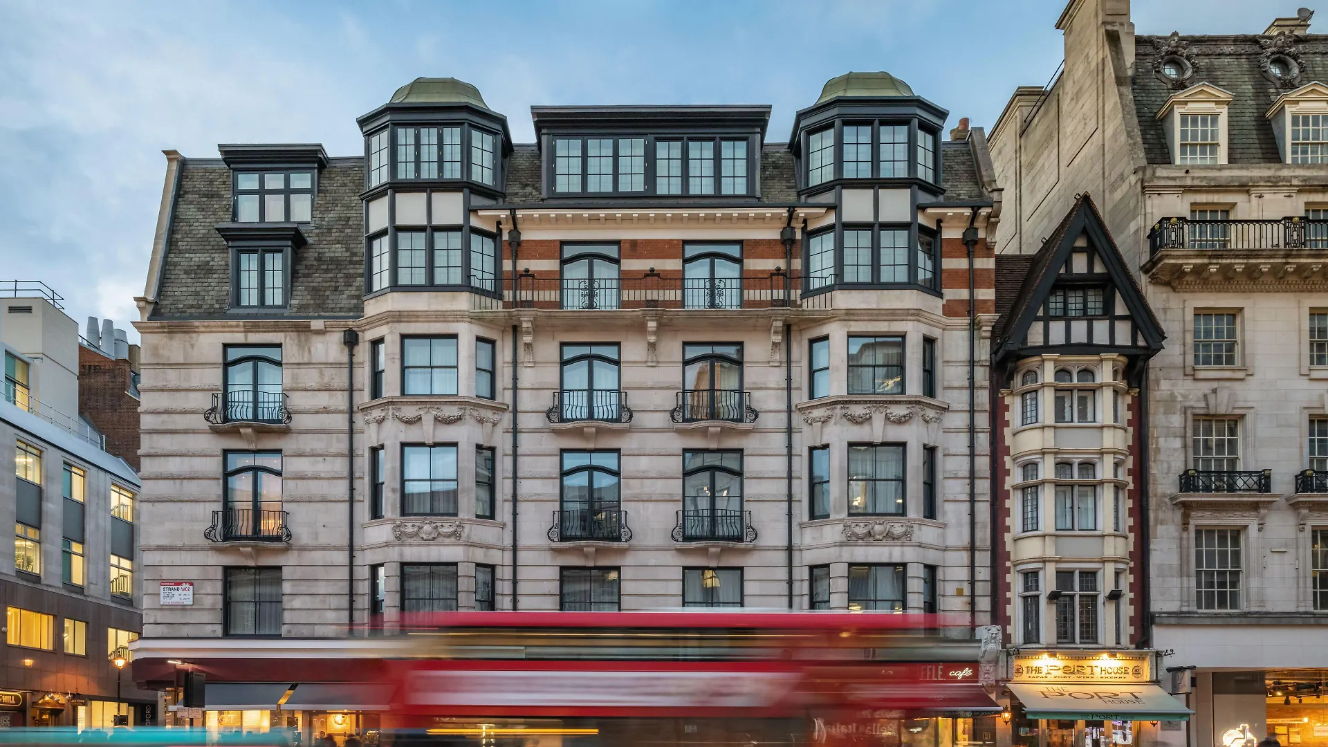 14 Luxury Hotels in Westminster Borough That Stand Out