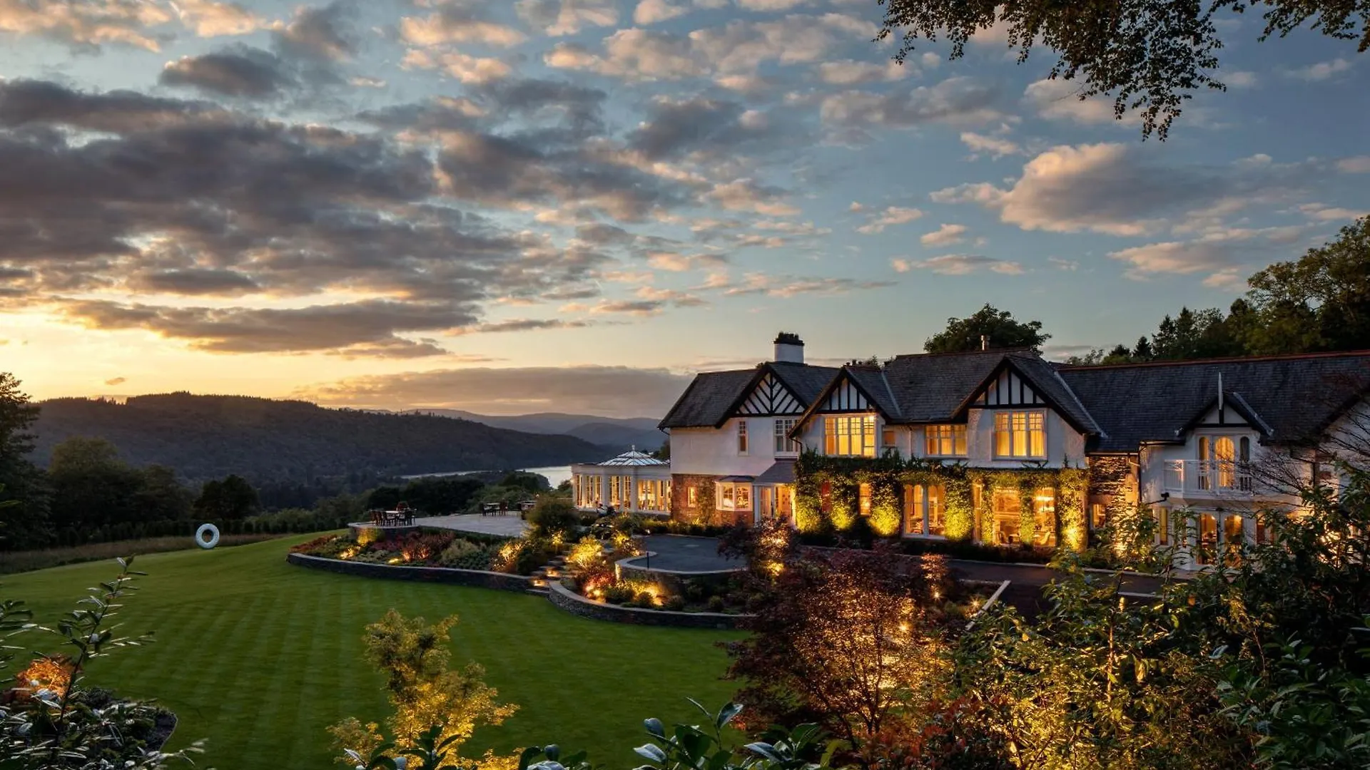 Staying Near Brockhole Visitor Centre: 15 Central Hotels Compared