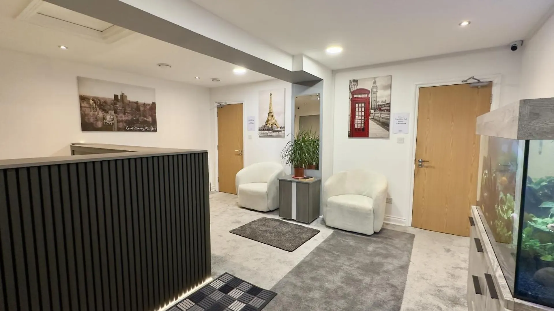15 Smart Airport Hotels Near Heathrow Terminal 2 Worth Booking