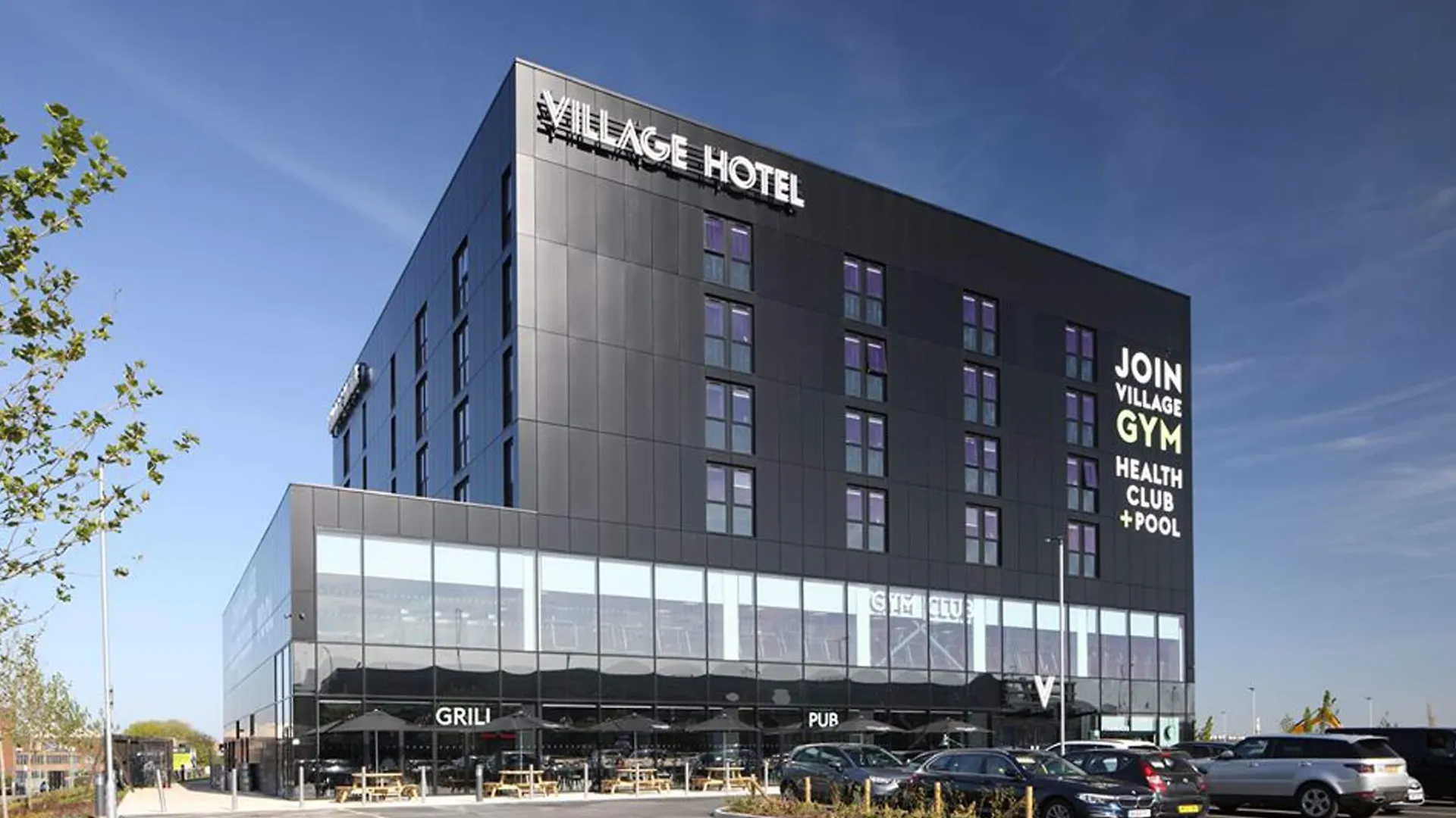 13 Airport Hotels Near Eastleigh Museum Worth Booking