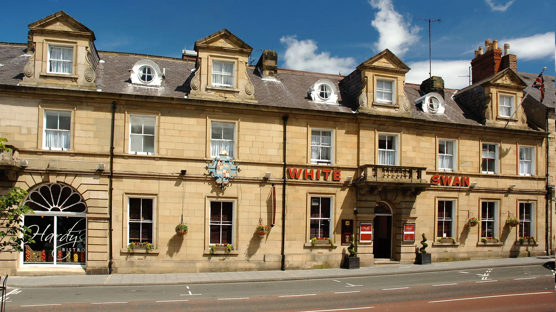 Staying Near Alnwick Castle: 4 Budget Hotels Compared