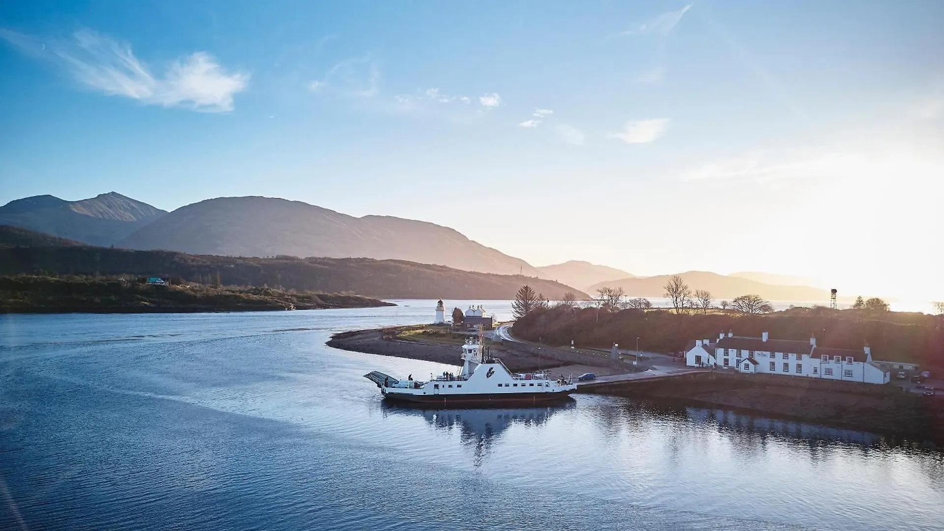 4 Highly Rated 3-Star Hotels Near Glencoe Folk Museum