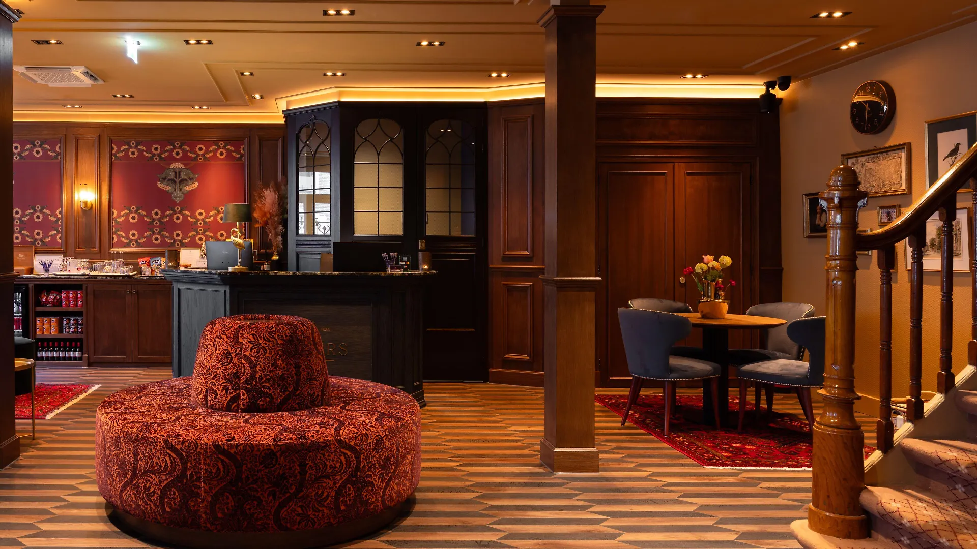 12 Romantic Hotels in Museum Quarter for a Memorable Stay