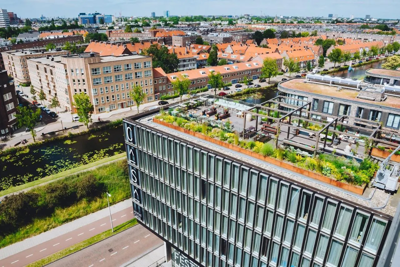 6 Family-Friendly Hotels Close to Amsterdam's Red Light District