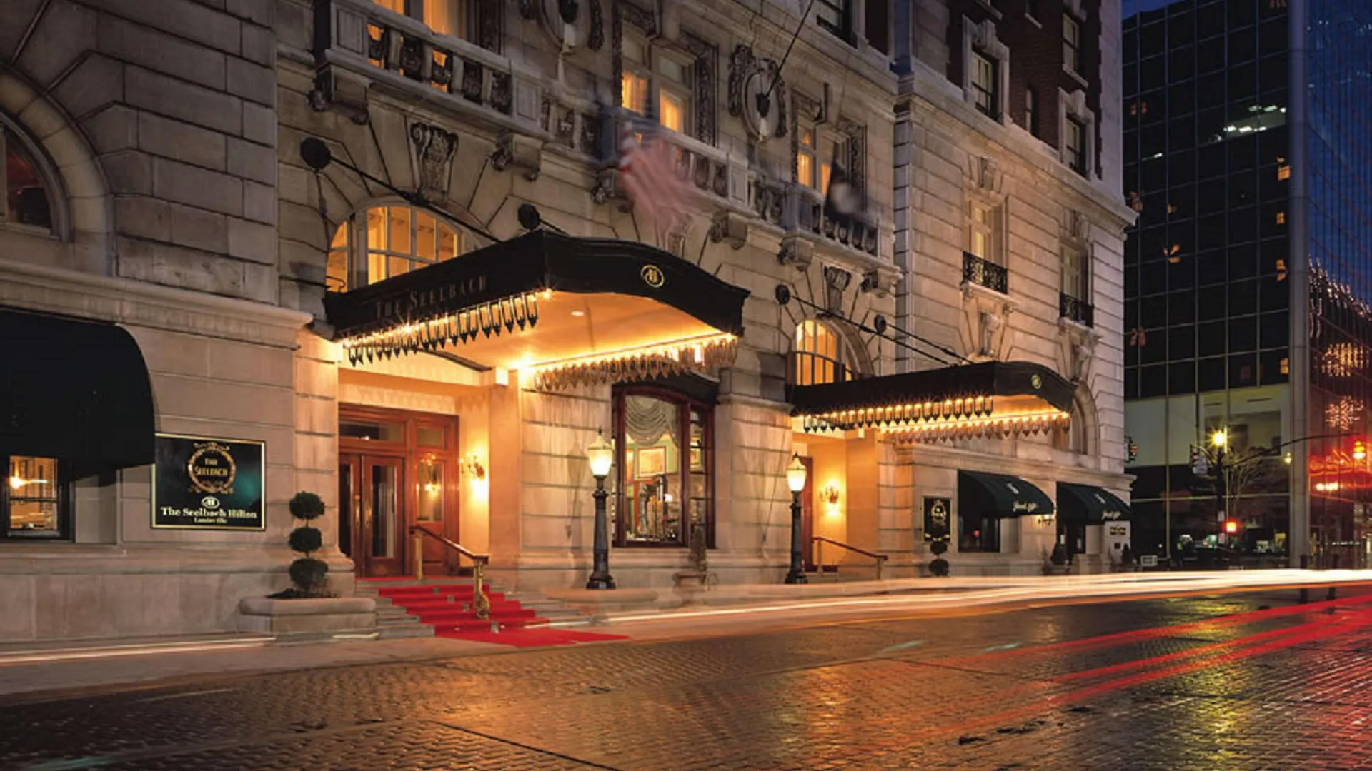 9 Central Hotels in Downtown Louisville for Every Travel Style