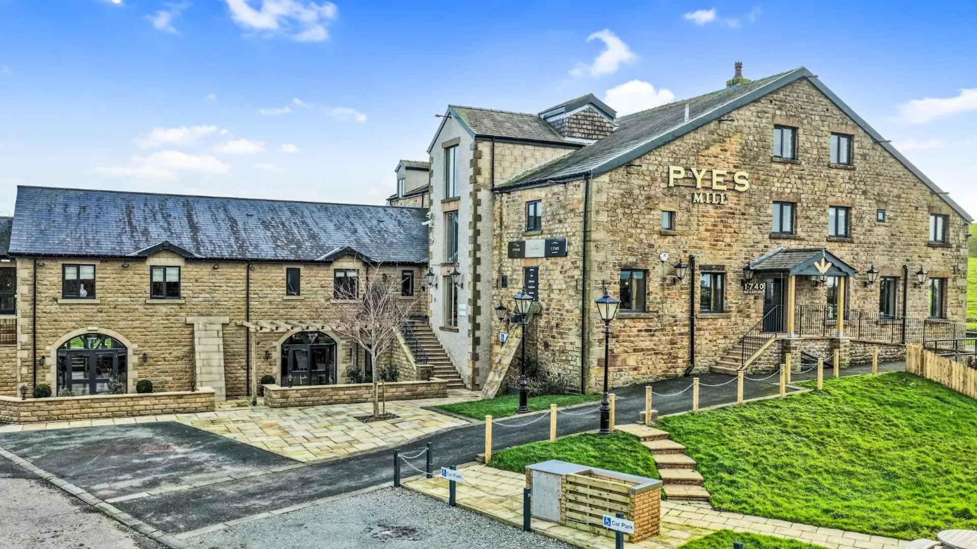 7 Family Hotels Near Judges Lodgings Museum Worth Booking