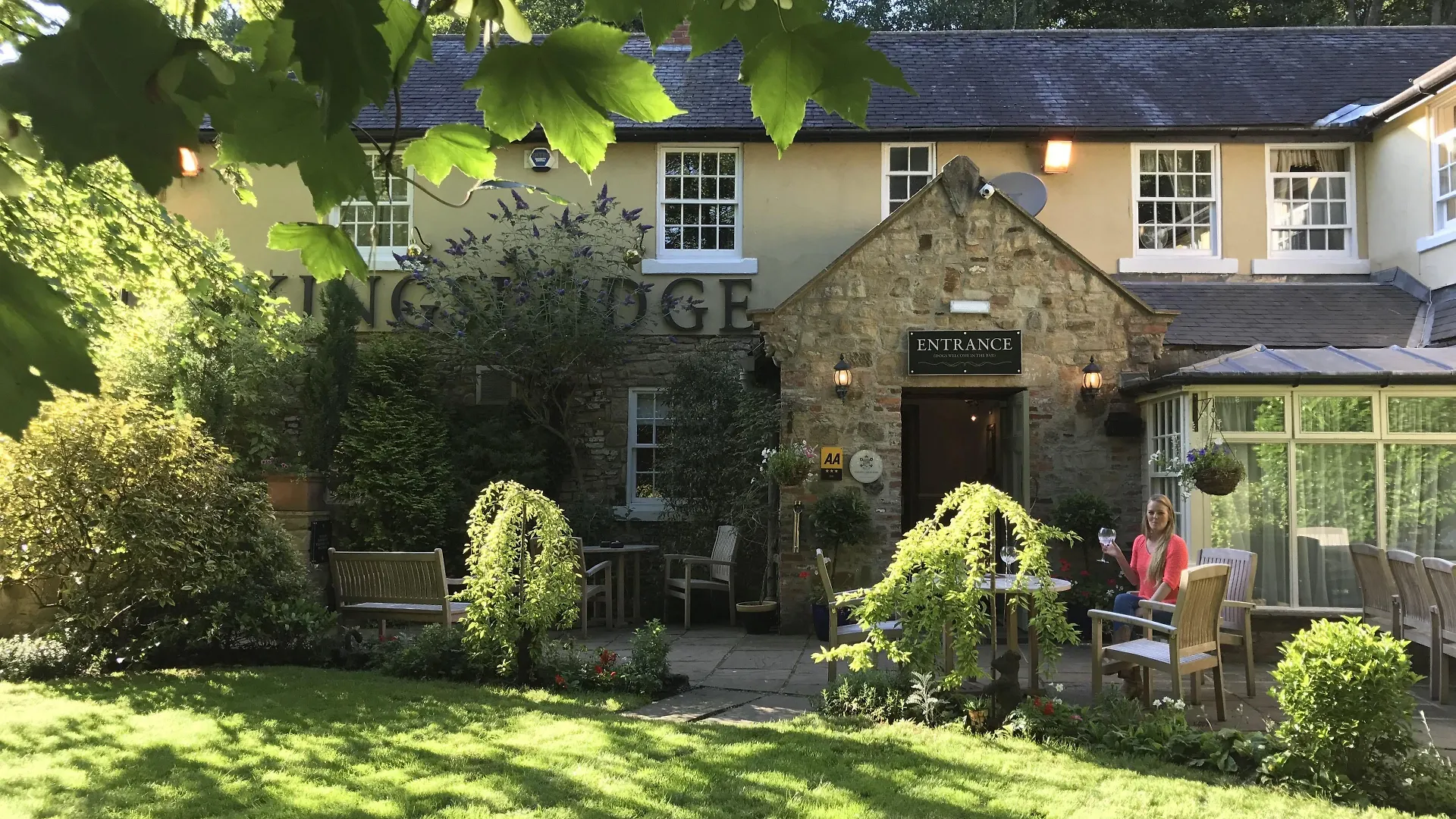 Where to Stay Near Finchale Priory: 5 Family Hotels in Durham