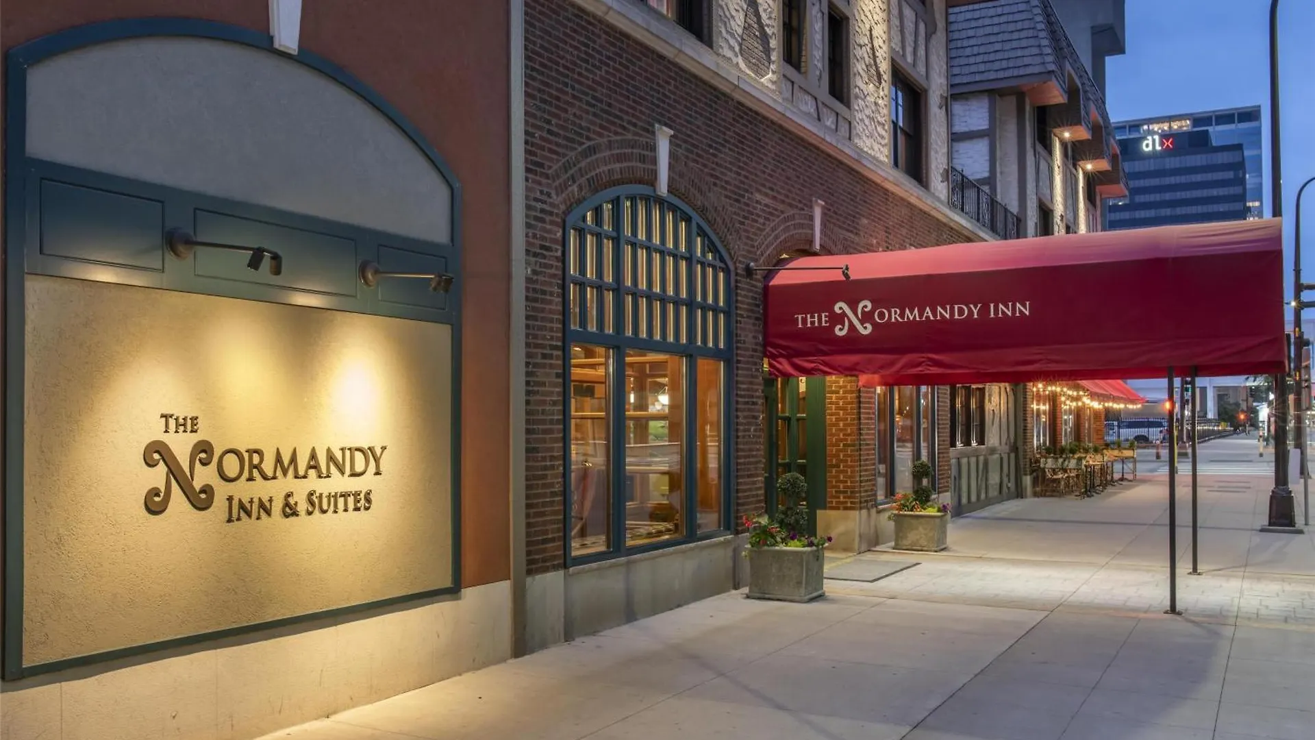 Where to Stay for Less: 5 Budget Hotels in Downtown West Minneapolis