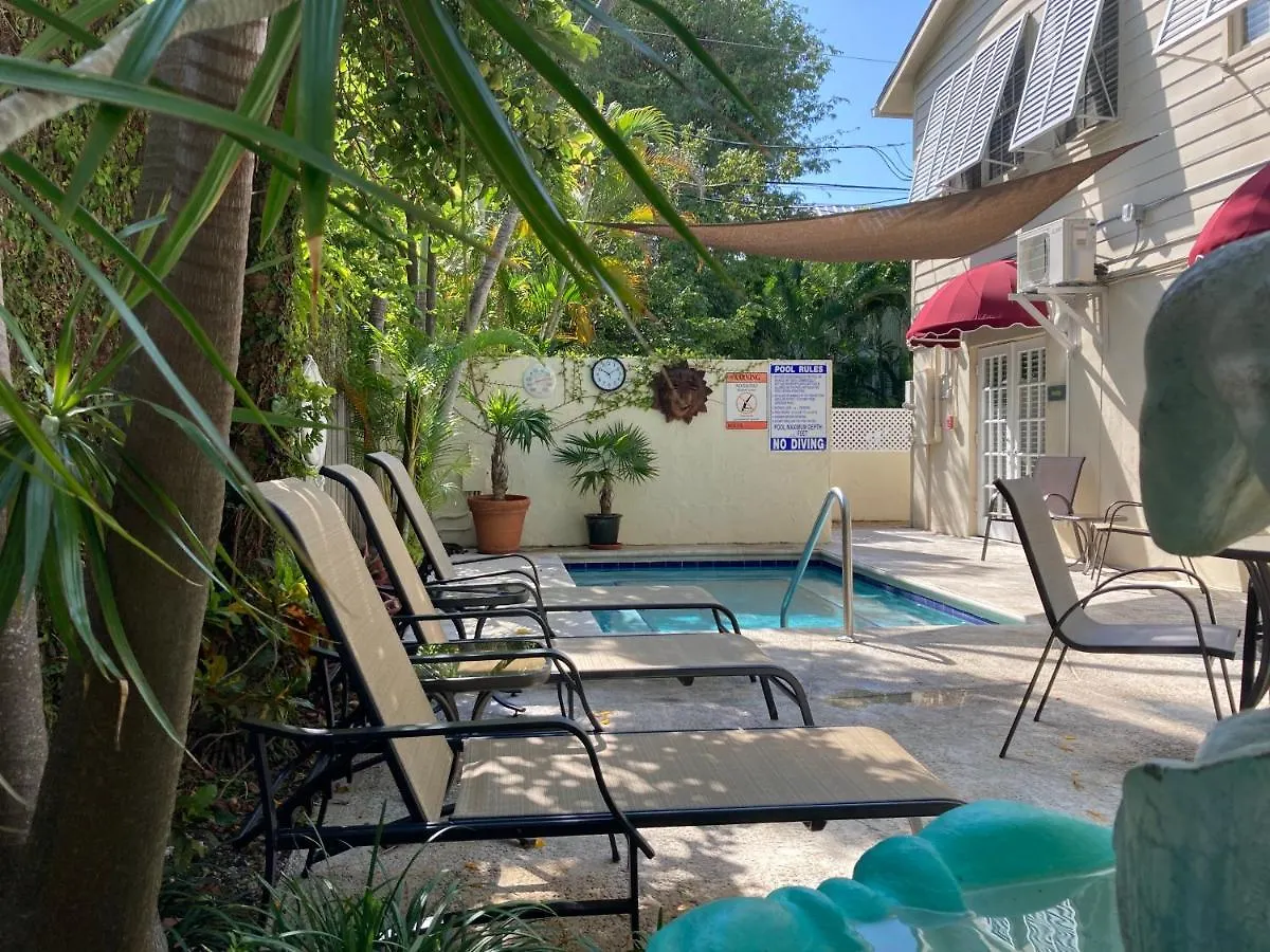 Staying Near Truman Little White House: 5 Key West Hotels Compared