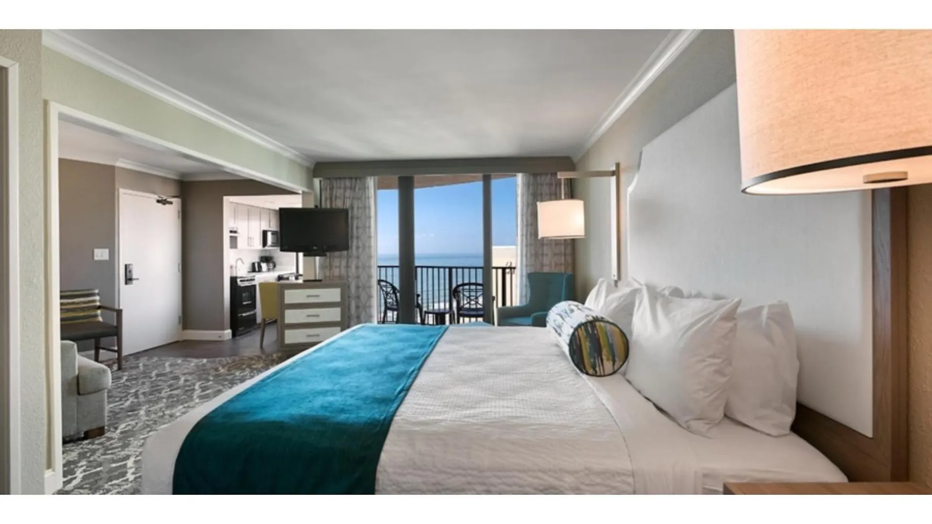 Where to Stay Near Myrtle Manor: 4 Best Hotels in Myrtle Beach