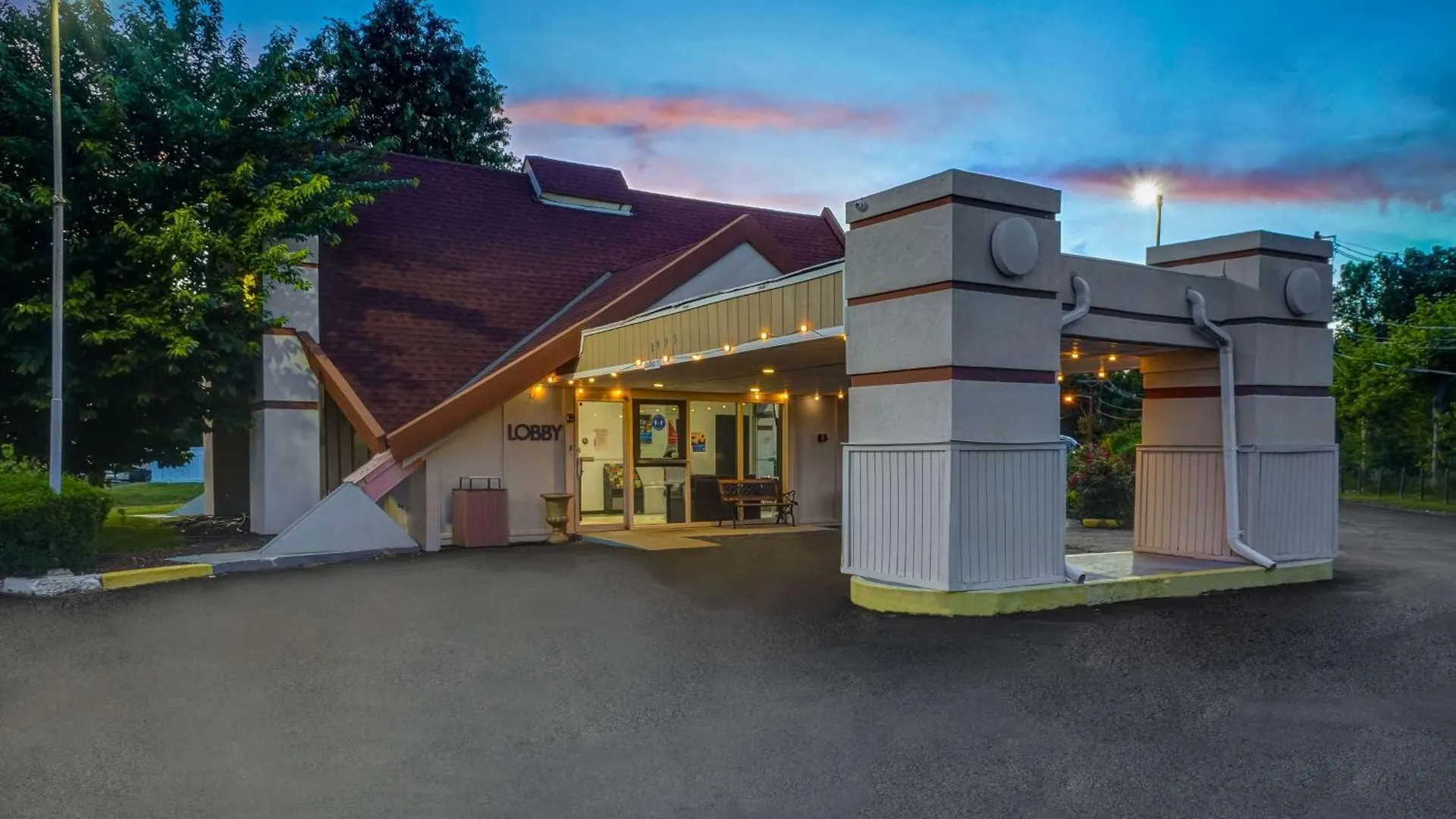 9 Top-Rated Luxury Hotels in the New York Metropolitan Area