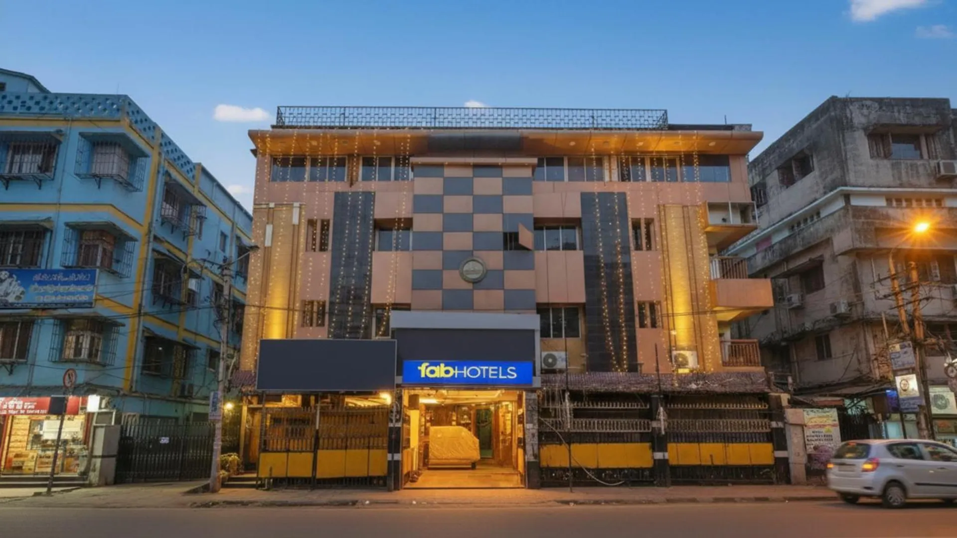 Where to Stay Near Eden Gardens: 6 FabHotels in Kolkata