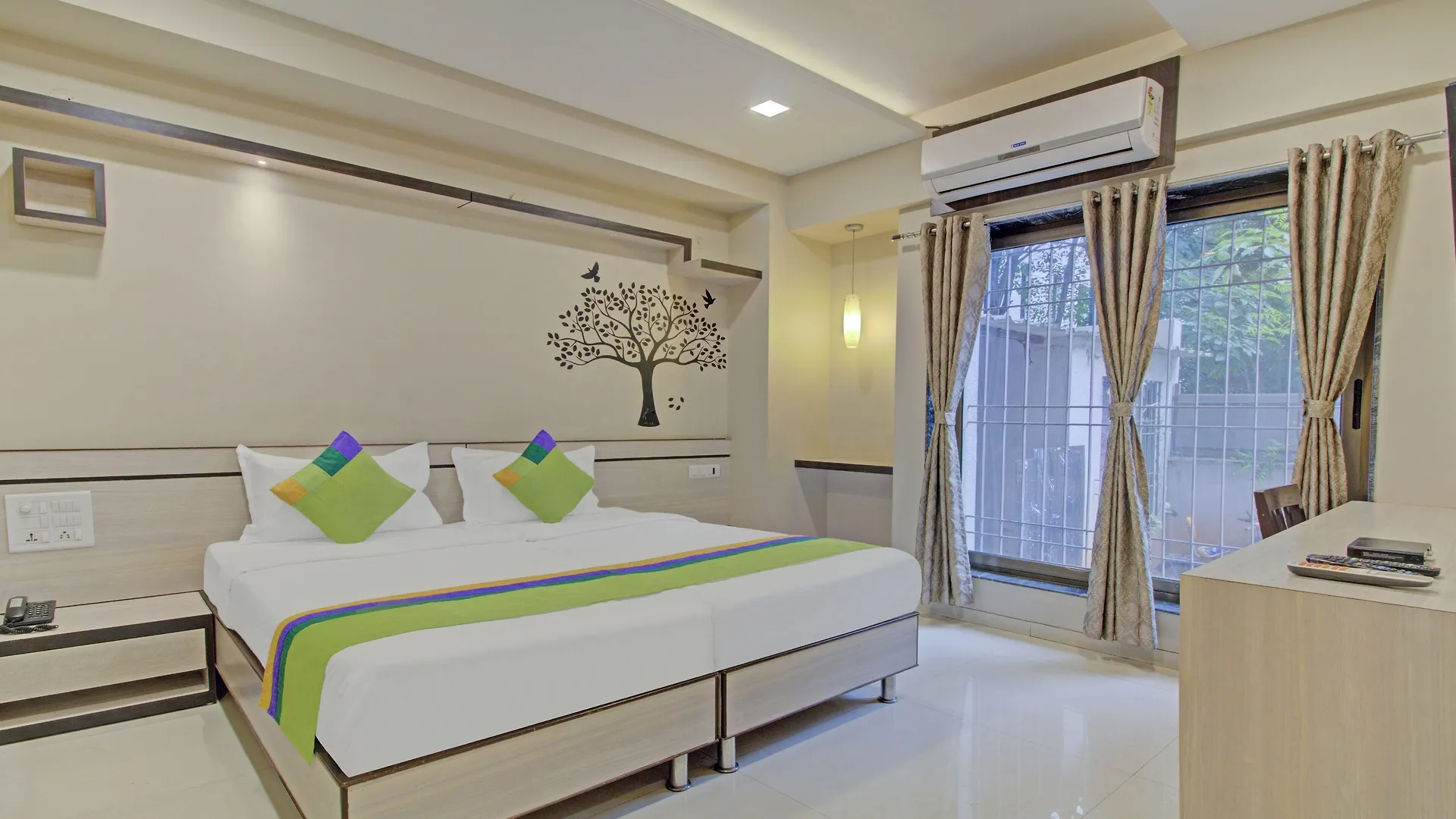 Where to Stay Near Westend Mall Pune: 4 Treebo Hotels