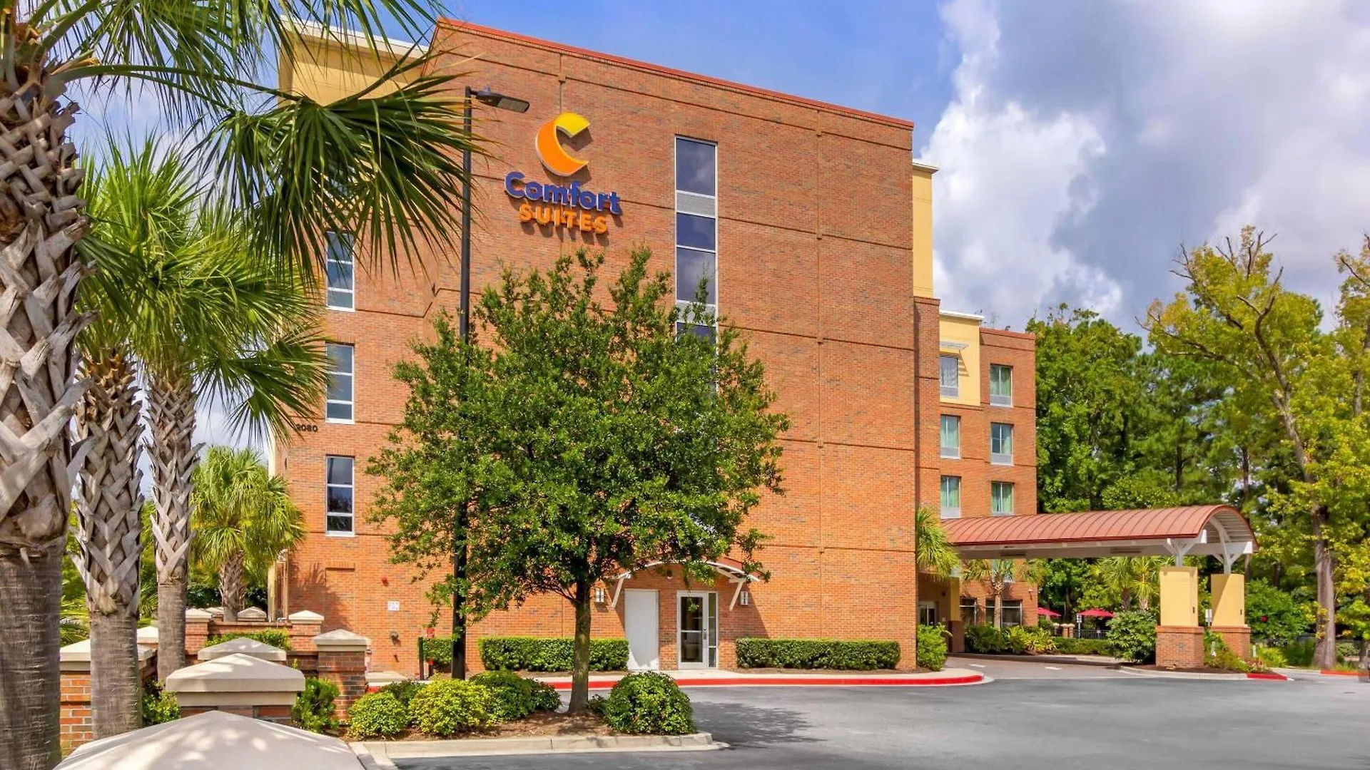 6 Business Hotels in West of the Ashley Worth Booking
