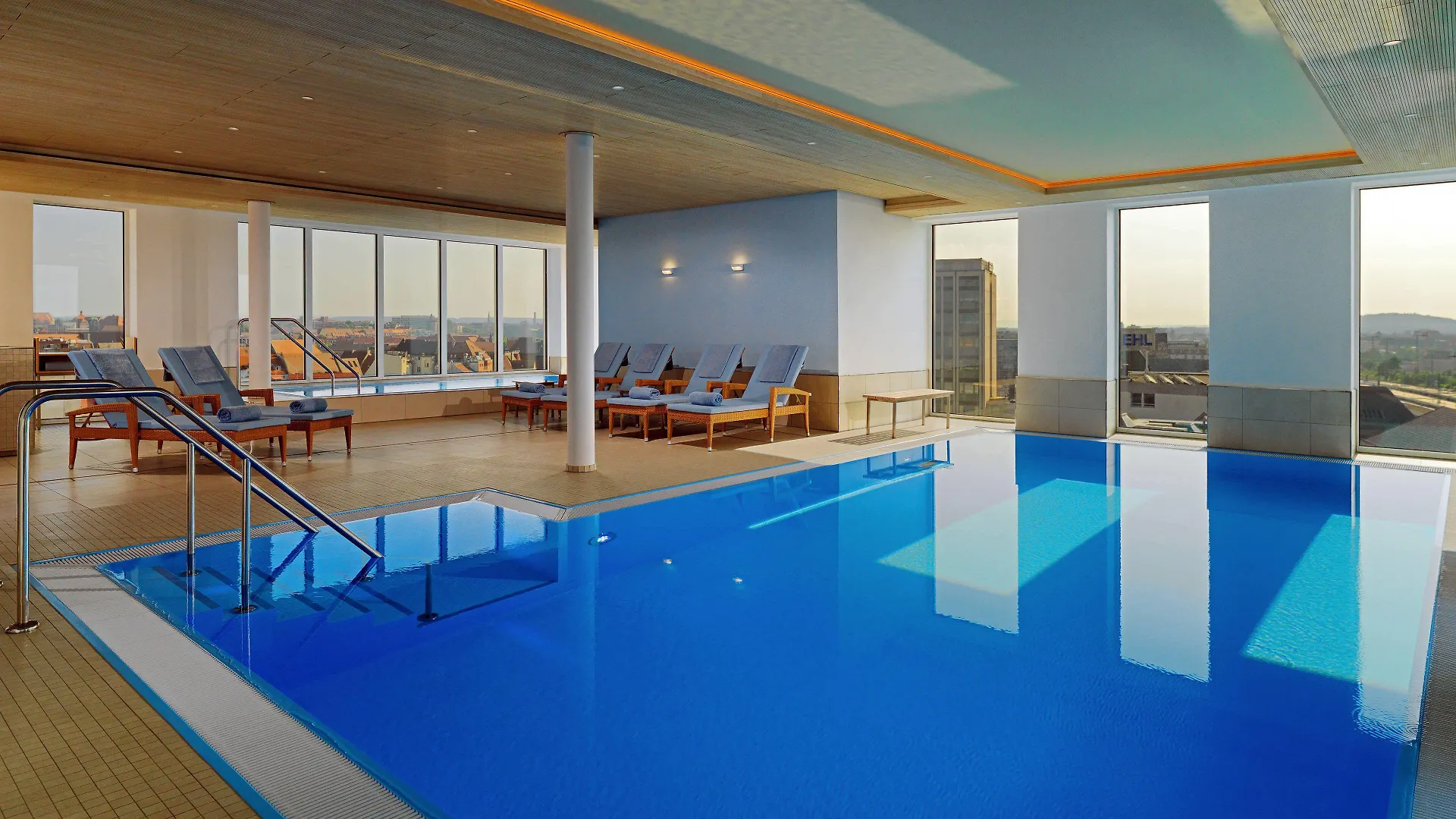 2 Airport Hotels Near Ehekarussell Worth Booking