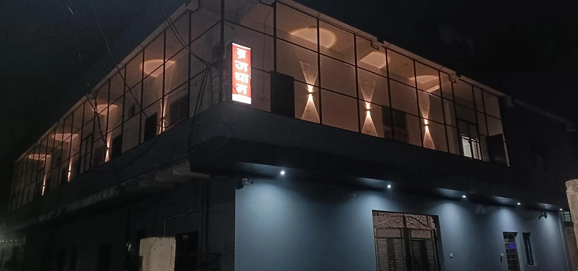 4 Smart 3-Star Hotels Near Chhatikara Worth Booking