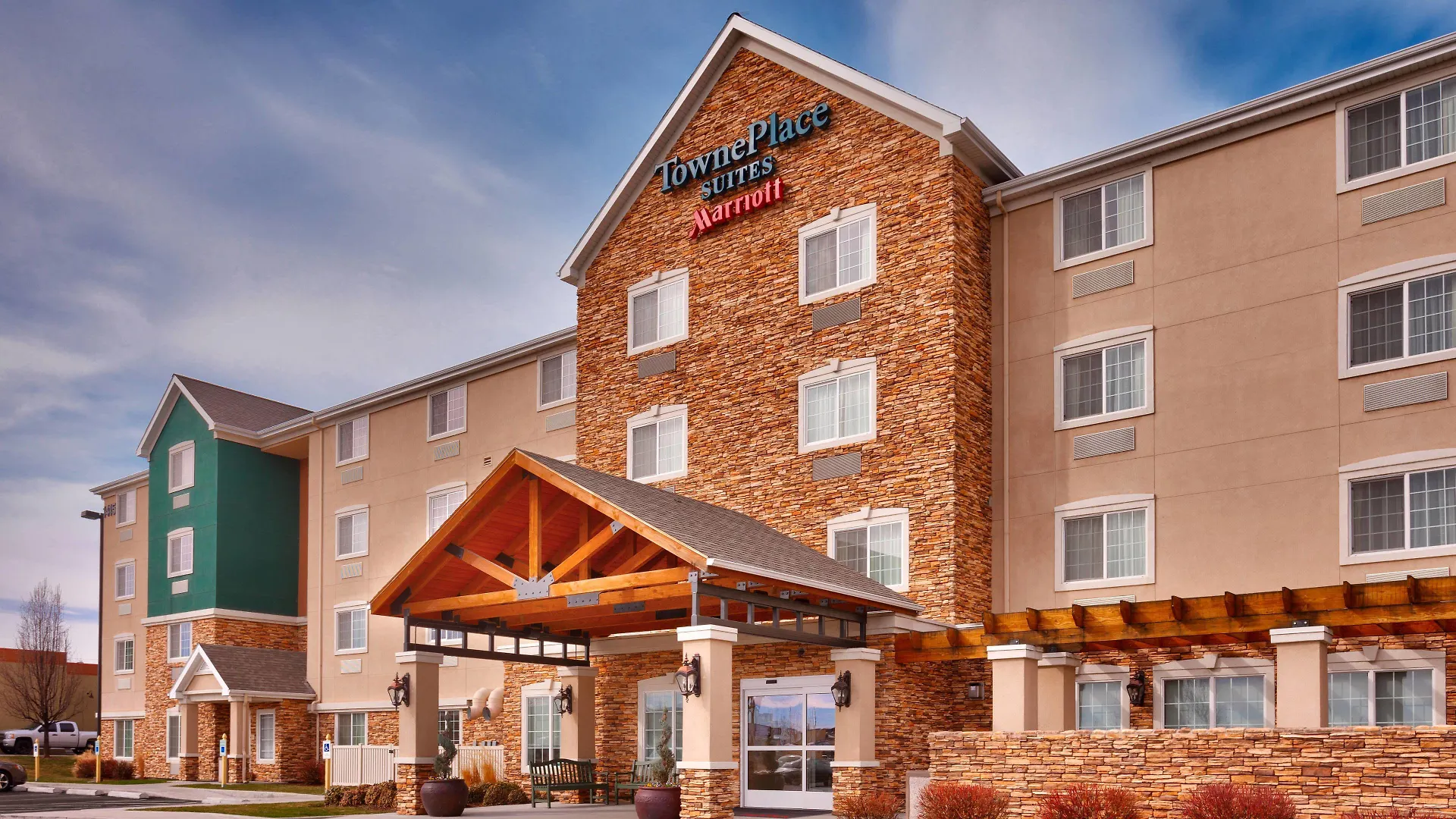 4 Smart 3-Star Hotels Near Idaho State Fairgrounds Worth Booking