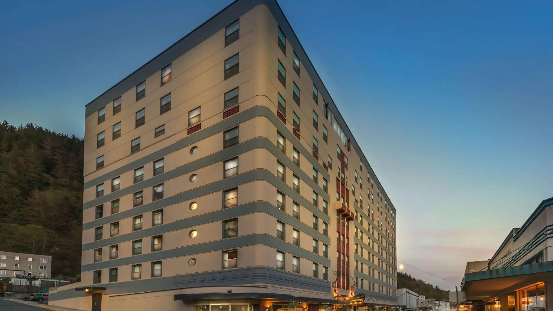 4 Business Hotels In Juneau That Deliver Where It Counts
