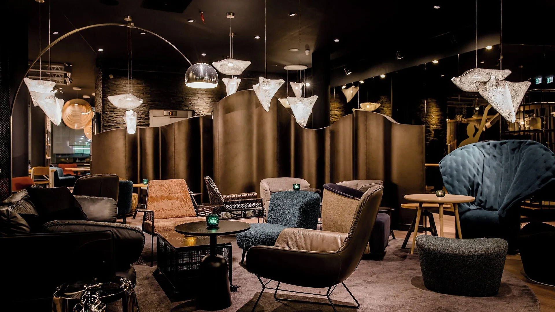 6 Smart Central Hotels In Stuttgart-Mitte Worth Booking