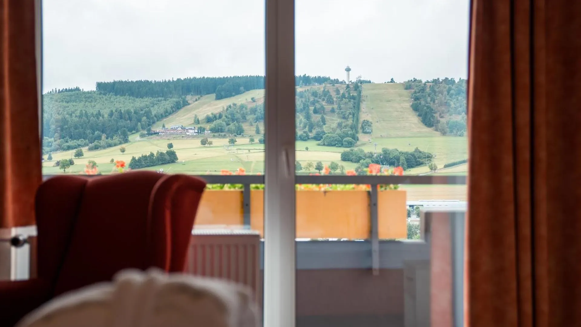 Where to Stay Near Eschenberg 1 Ski Lift: 4 Central Hotels