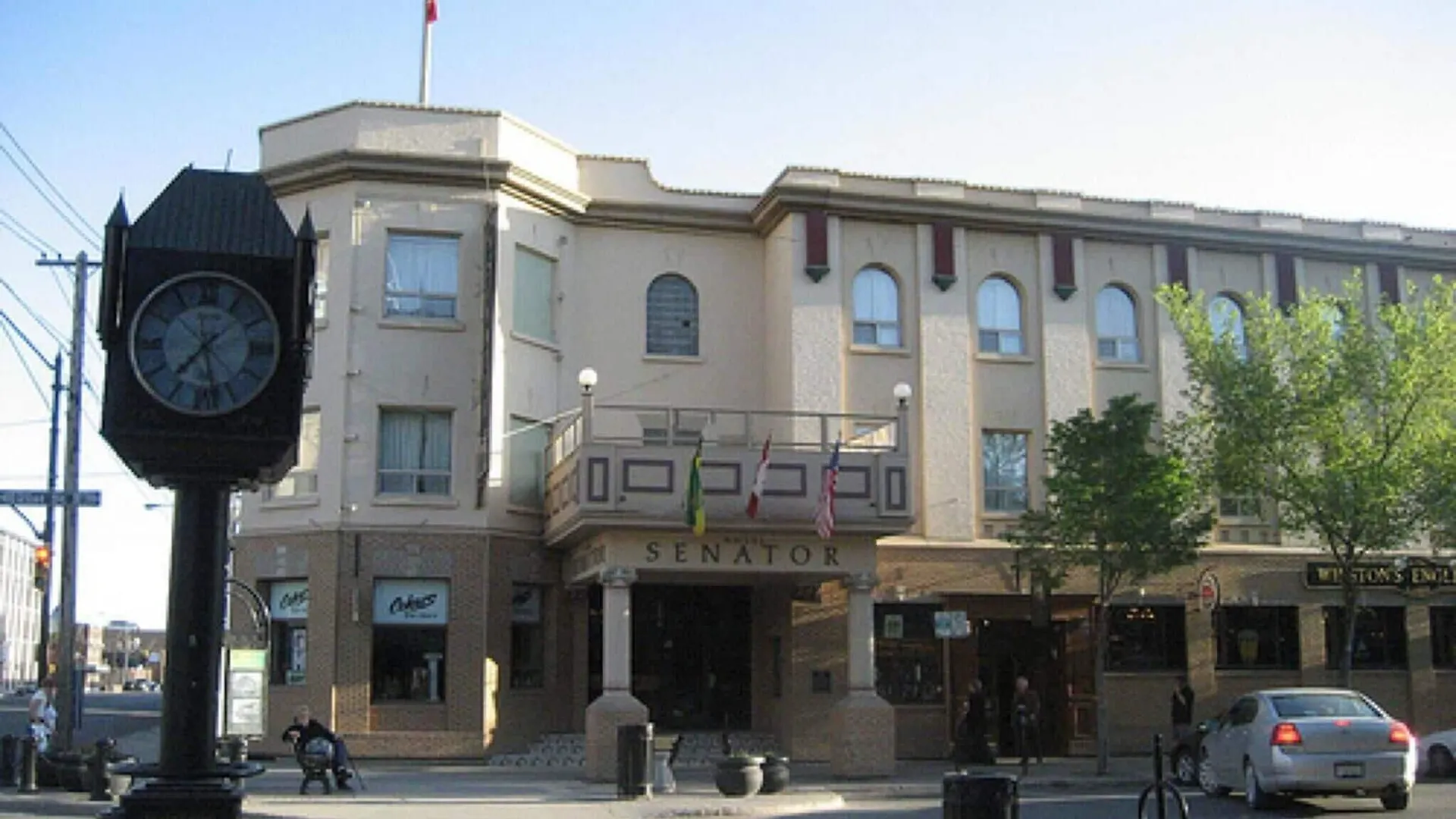 Where to Stay in Saskatoon Downtown: 5 Best Central Hotels