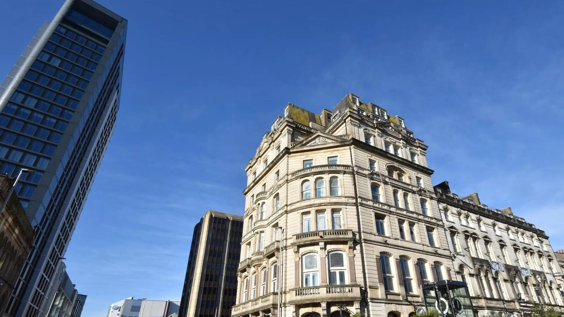 5 Boutique Hotels In Wales That Actually Stand Out