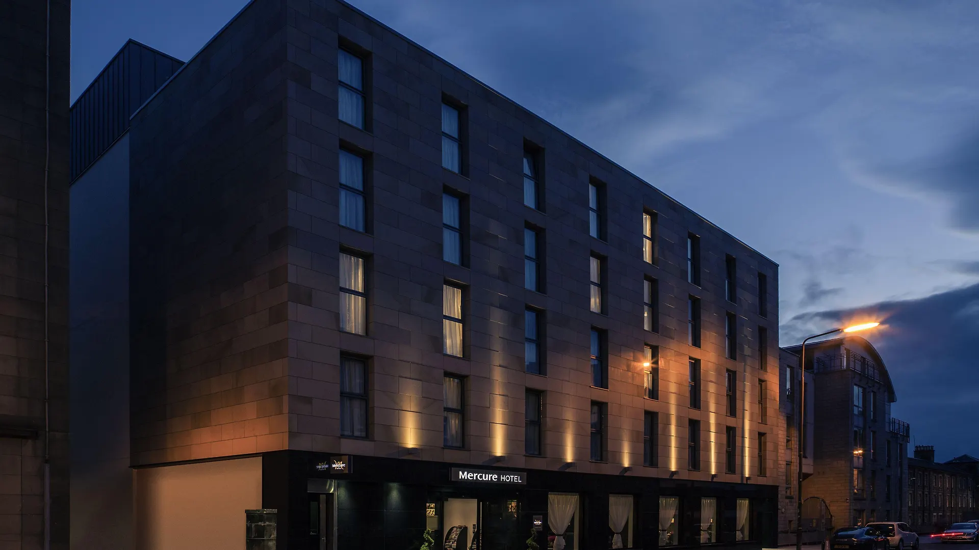 5 Smart Romantic Hotels In Edinburgh City Centre Worth Booking
