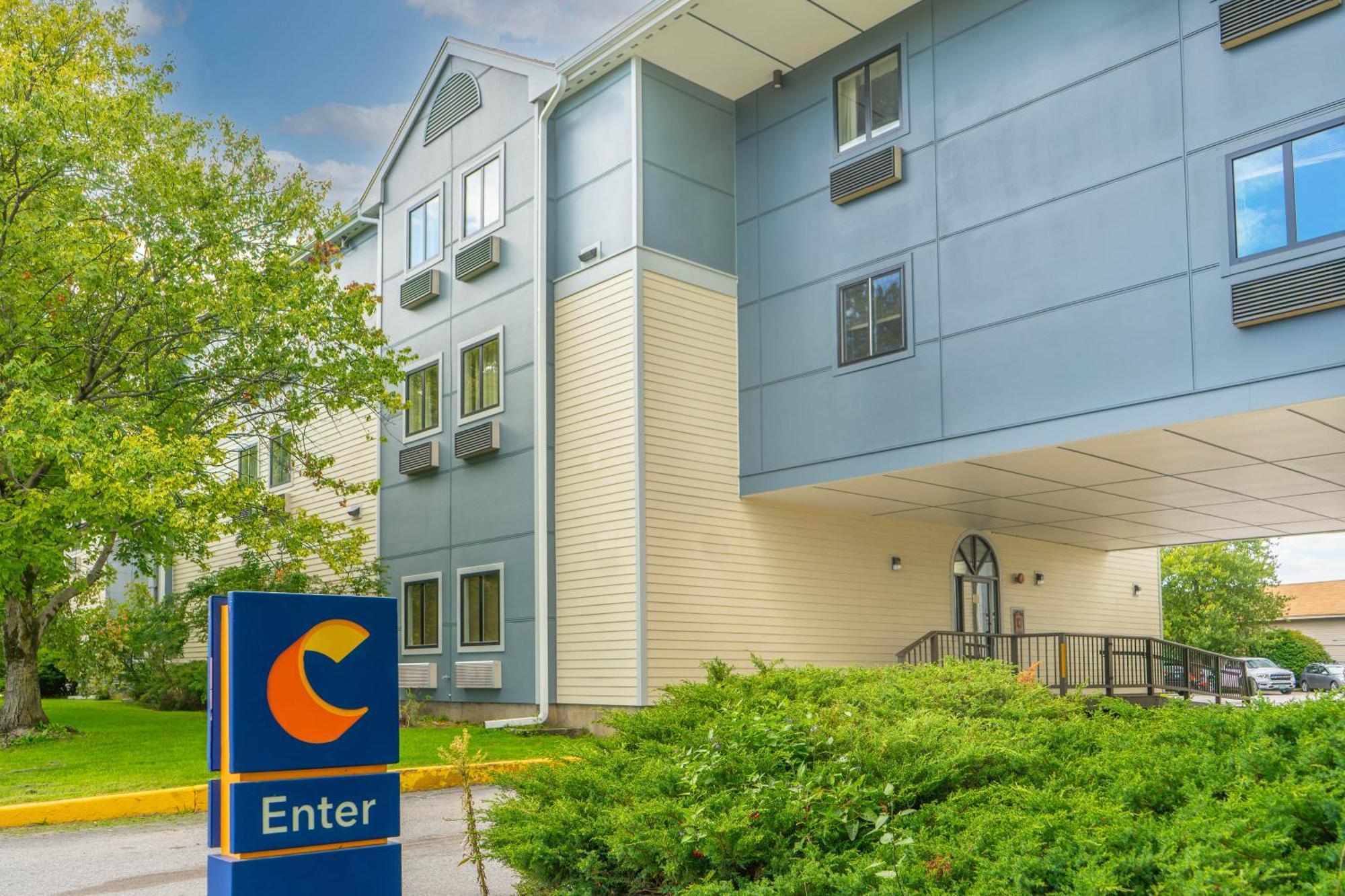 6 Budget Hotels Near McLaughlin Falls Worth Booking