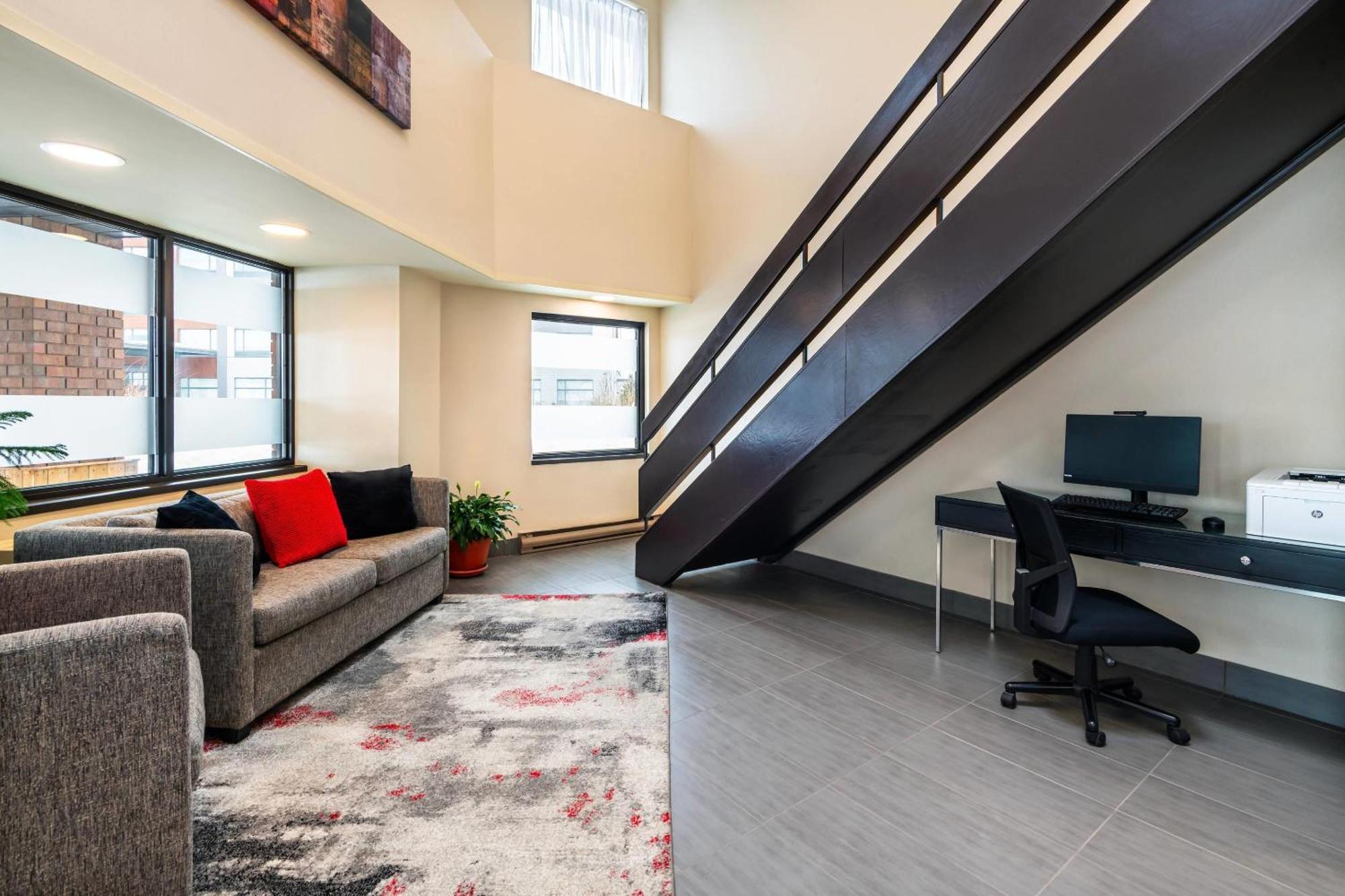 5 Central Hotels in Downtown Gatineau for Easy Ottawa Access