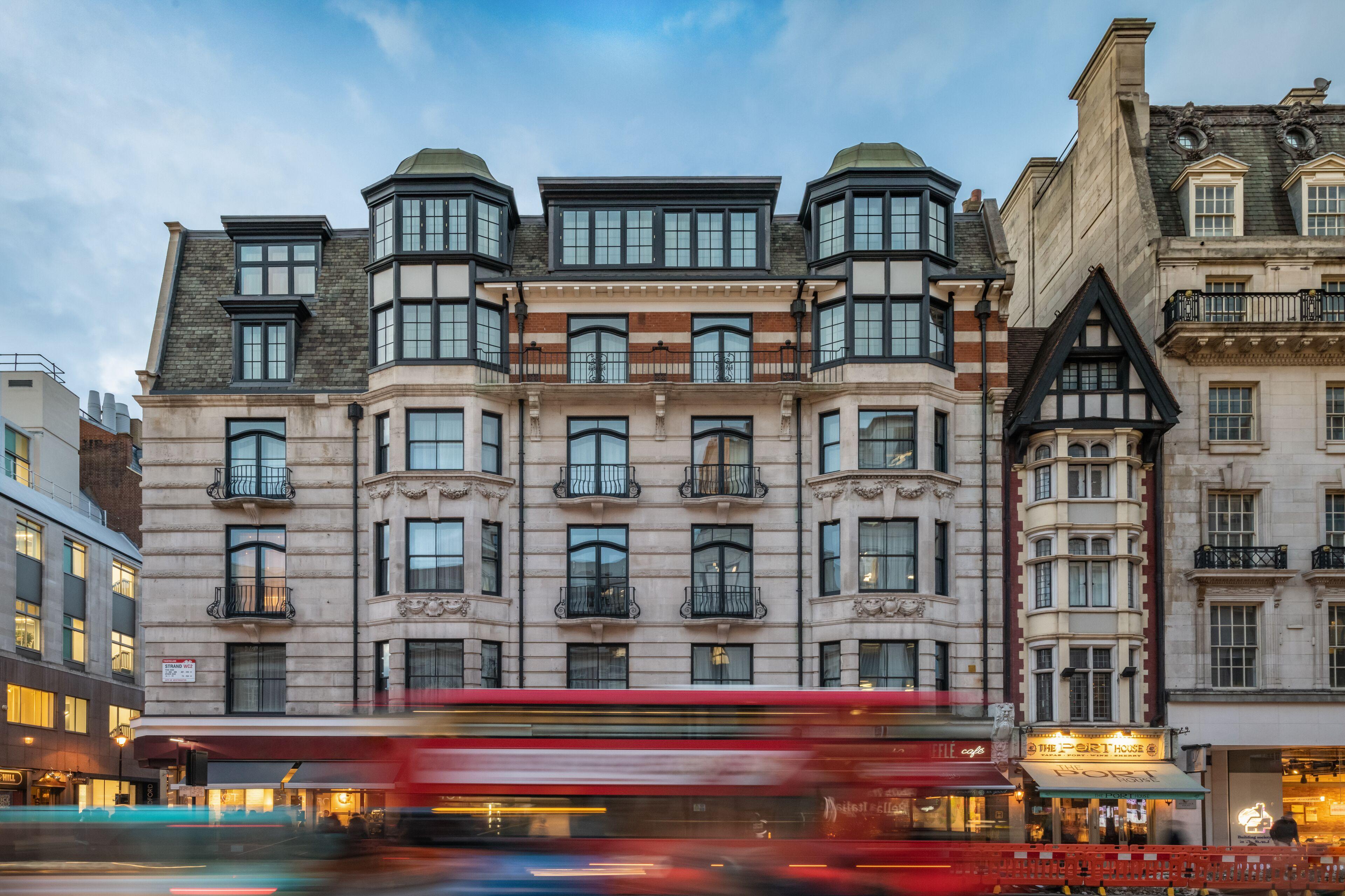 14 Luxury Hotels in Westminster Borough That Stand Out