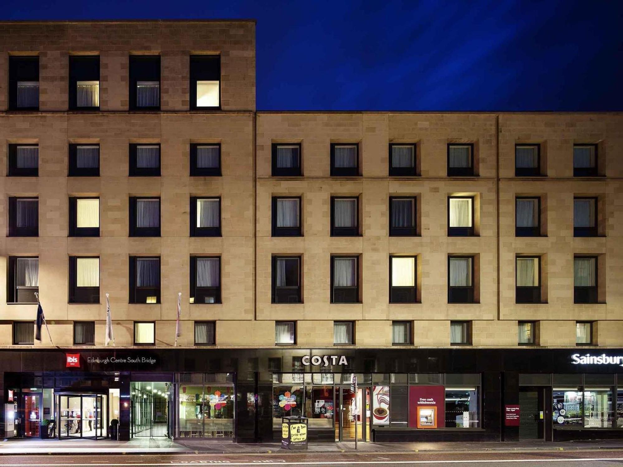 Staying In Old Town Edinburgh: 15 Central Hotels Compared