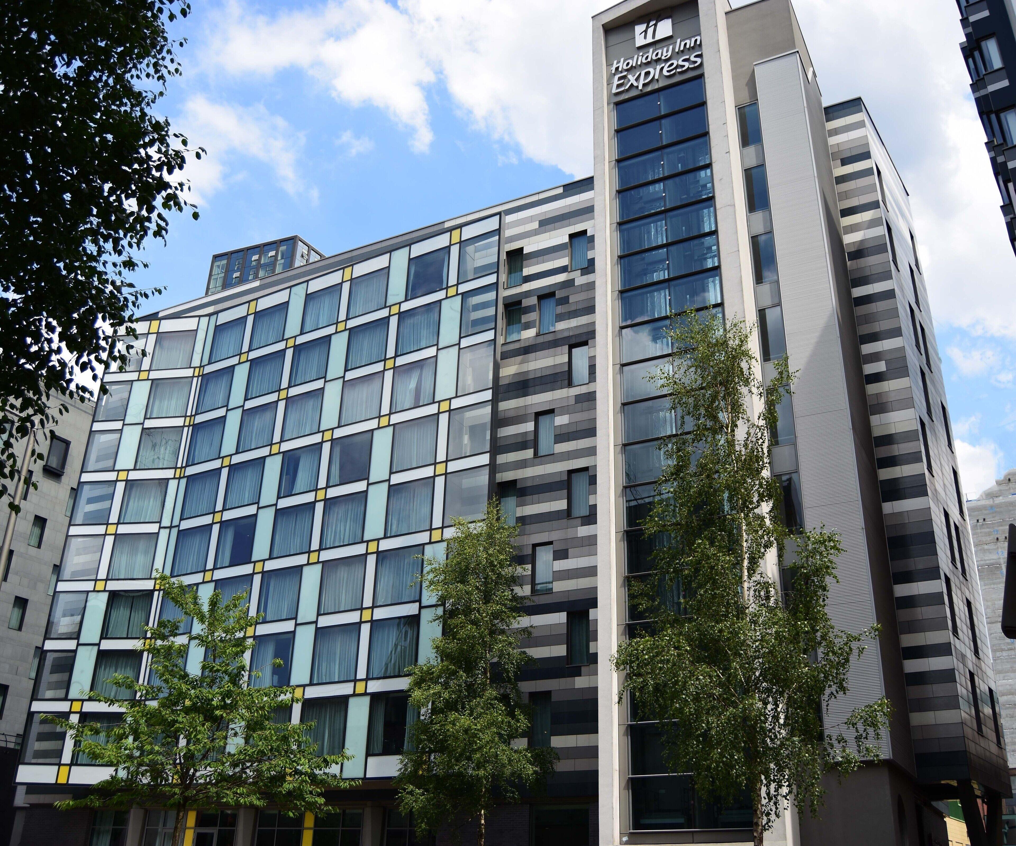 12 Smart Family-Friendly Hotels in Manchester City Centre Worth Booking