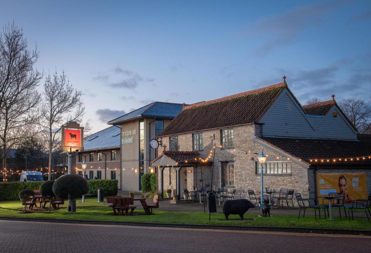 Staying Near Frenchay Village Museum: 14 Central Bristol Hotels Compared