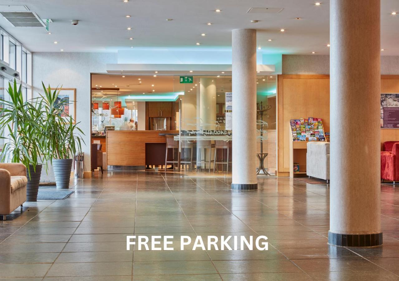 Staying Near Crownhill Fort: 13 Family Hotels Compared