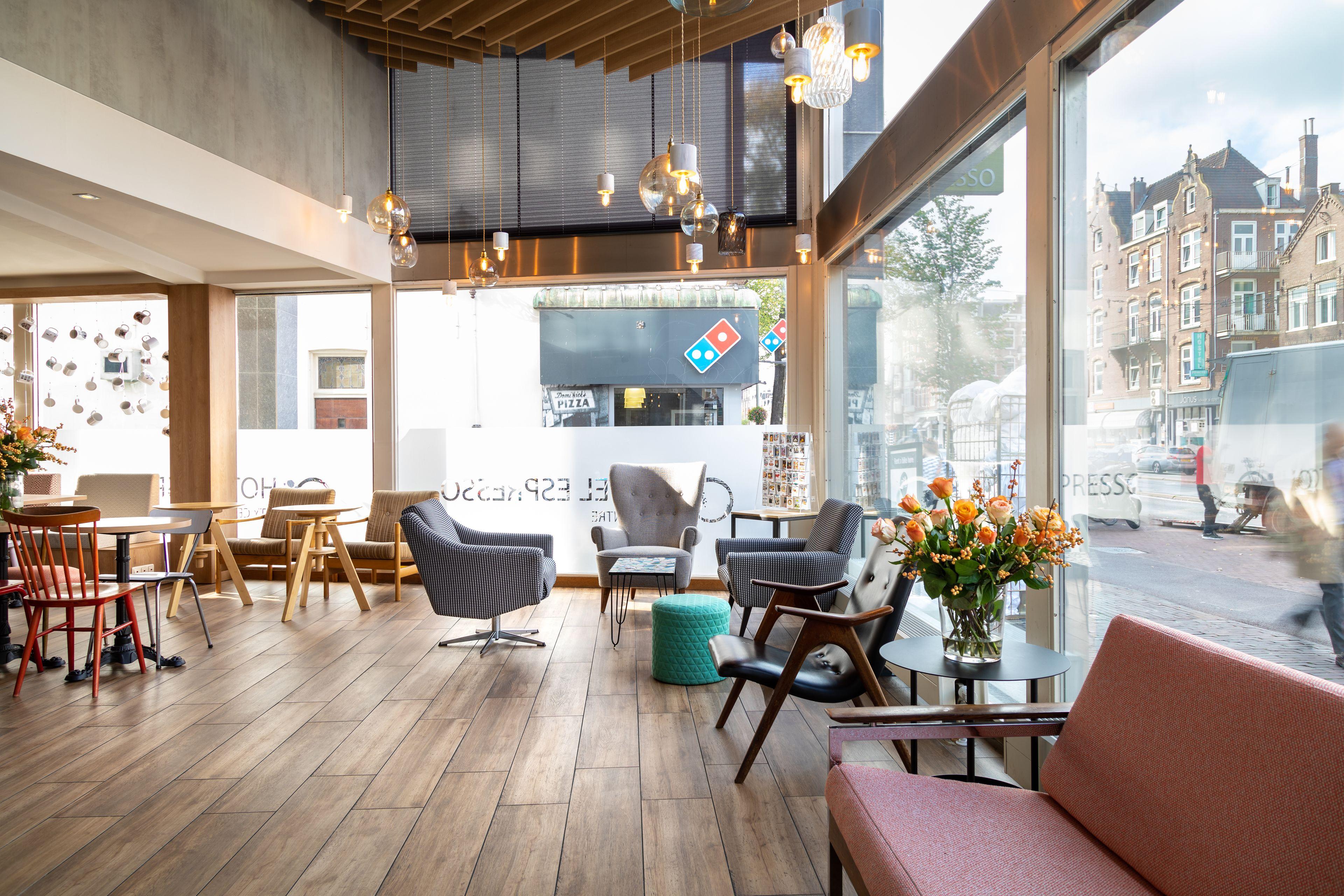 12 Central Hotels in Oud-West That Deliver Real Access
