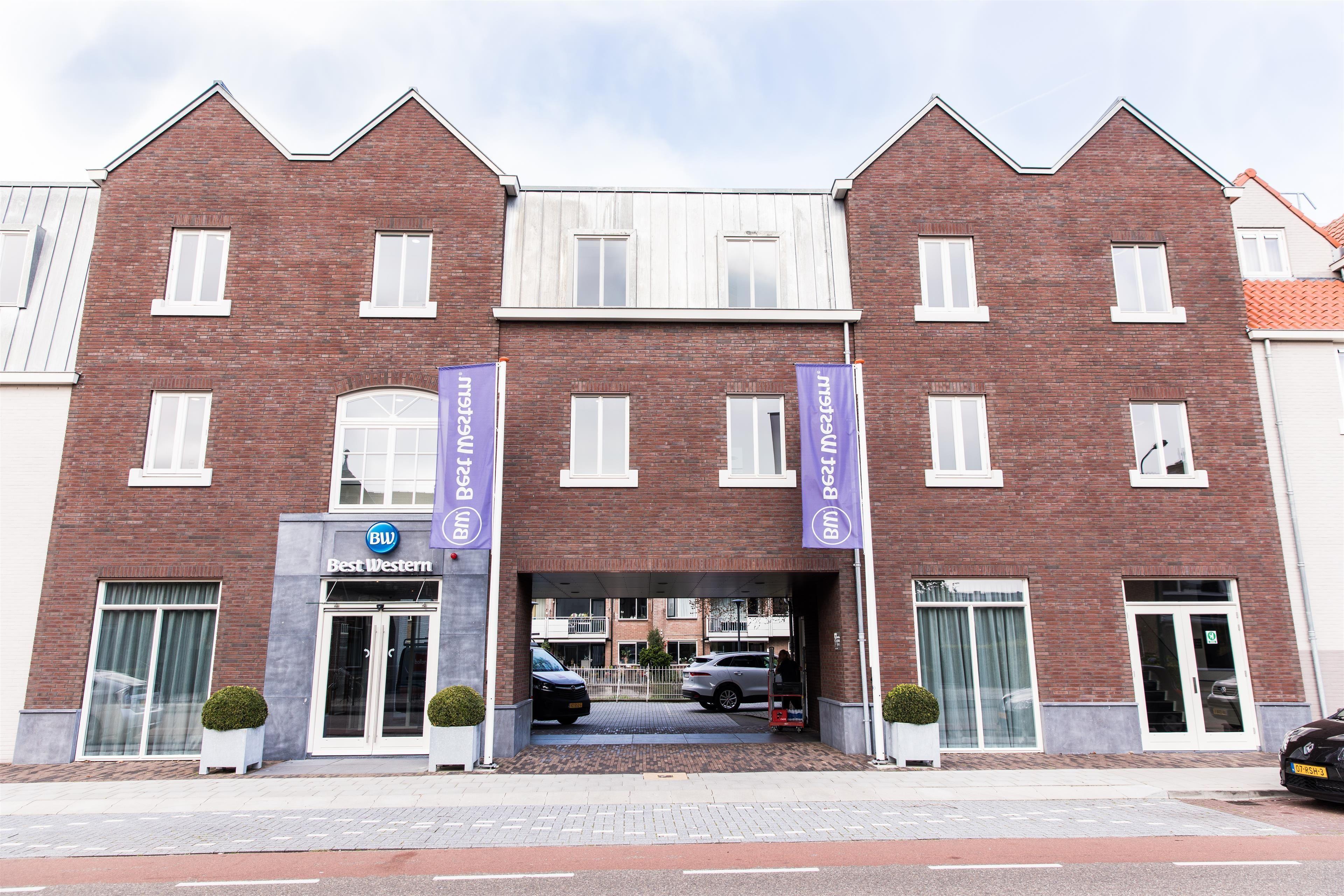 11 Central Hotels Near Kasteel de Haar That Deliver Real Access