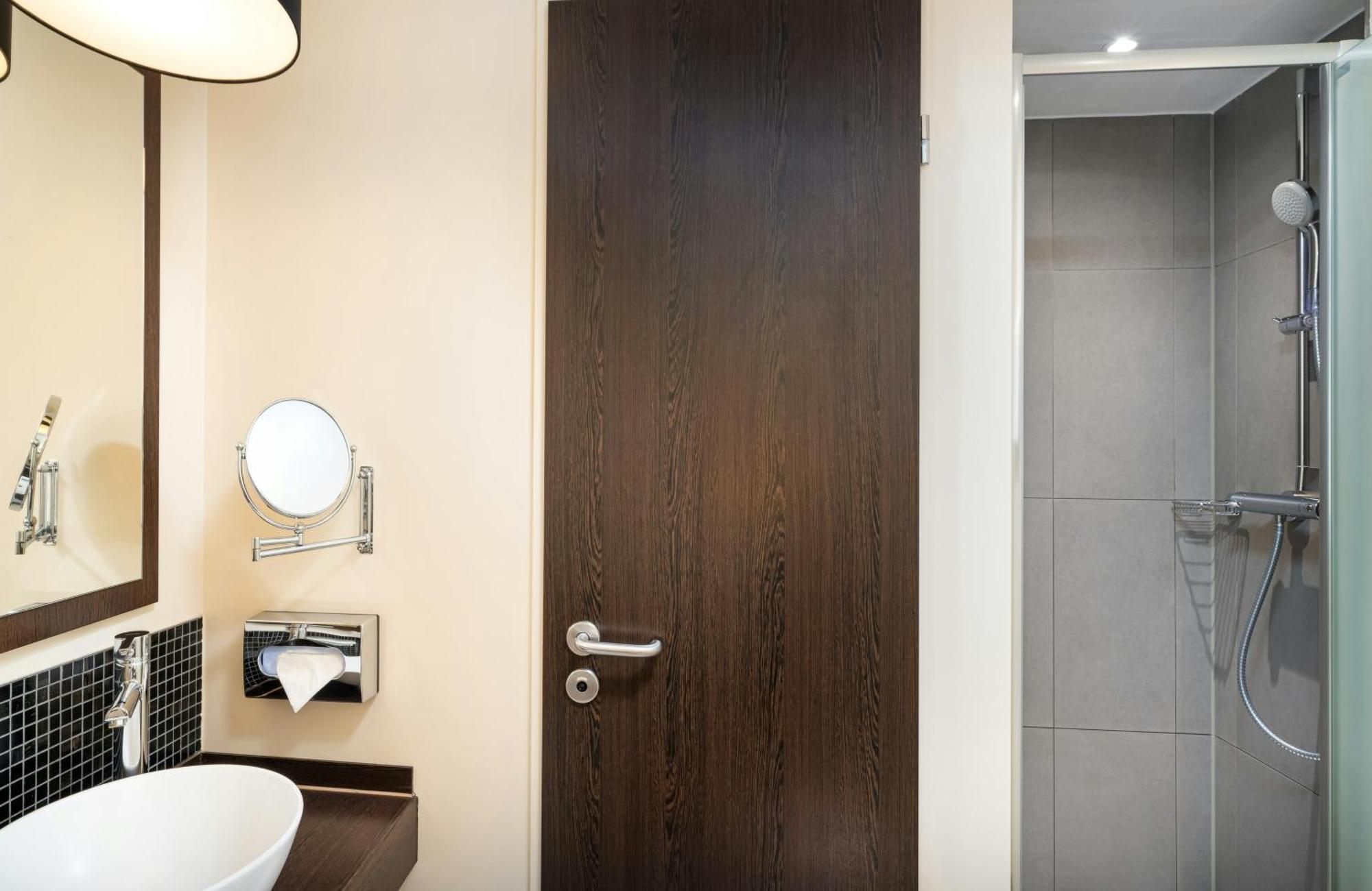Staying In West Berlin Centre: 14 Boutique Hotels Compared