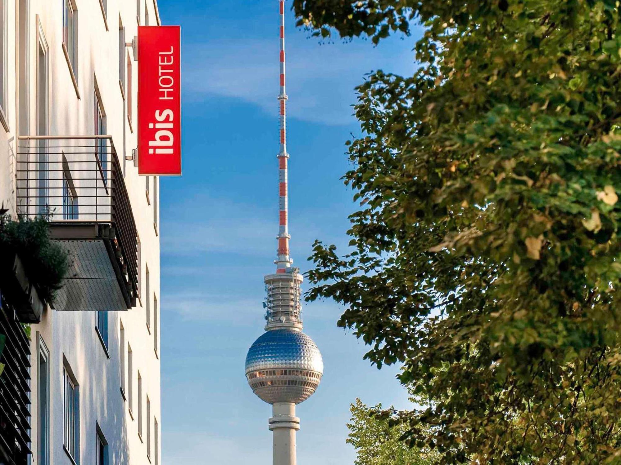 13 Resort Hotels in Berlin Mitte for a Full-Stay Experience