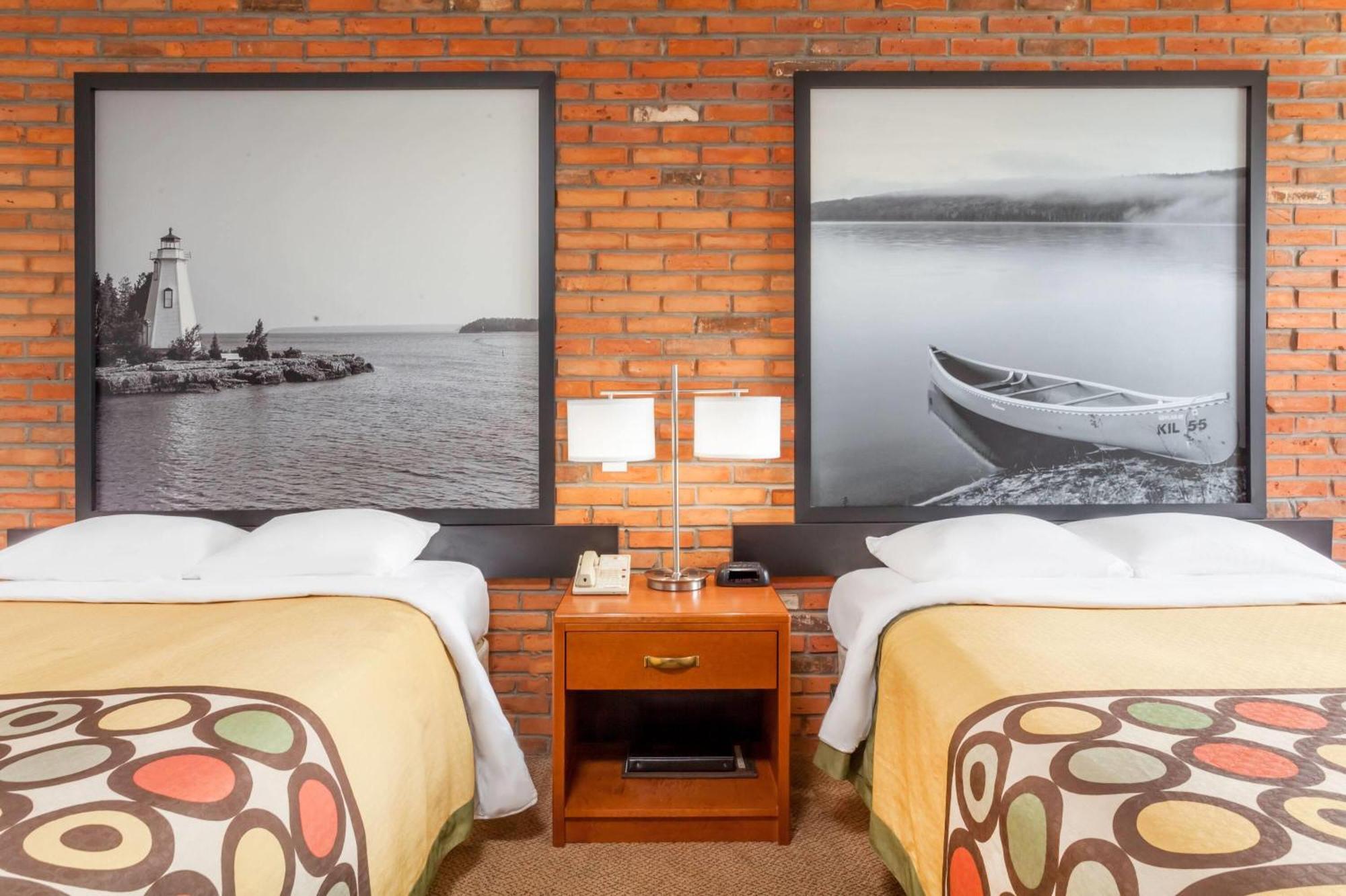 8 Budget Hotels in Northeastern Ontario Worth Booking