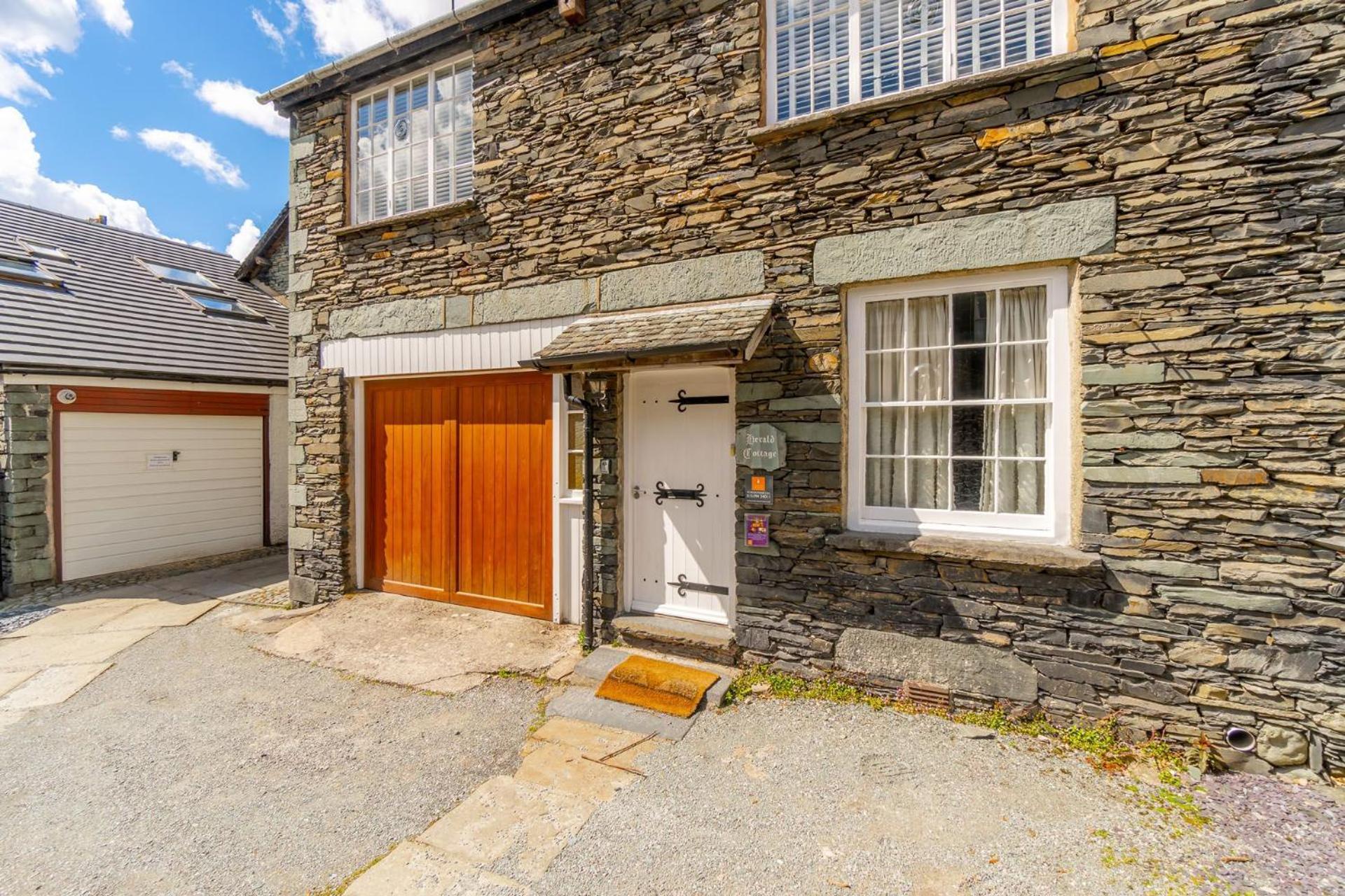 Where to Stay Near Stock Ghyll Force: 12 Family-Friendly Hotels